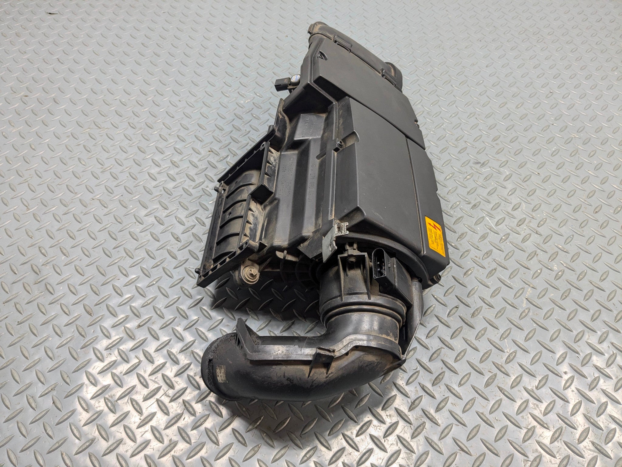 04 - 06 OEM MERCEDES-BENZ C230 ENGINE AIR CLEANER FILTER BOX HOUSING