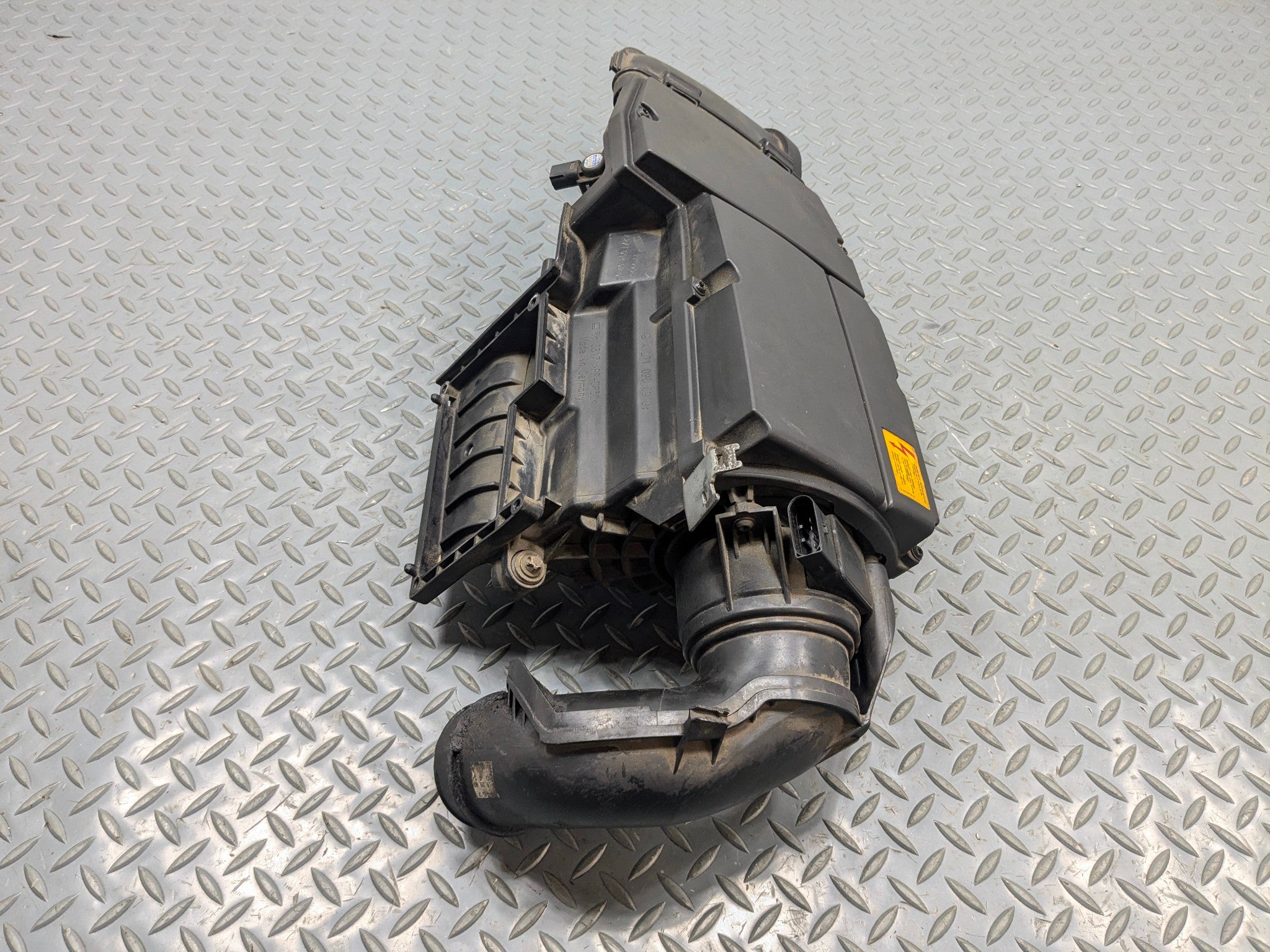 04 - 06 OEM MERCEDES-BENZ C230 ENGINE AIR CLEANER FILTER BOX HOUSING