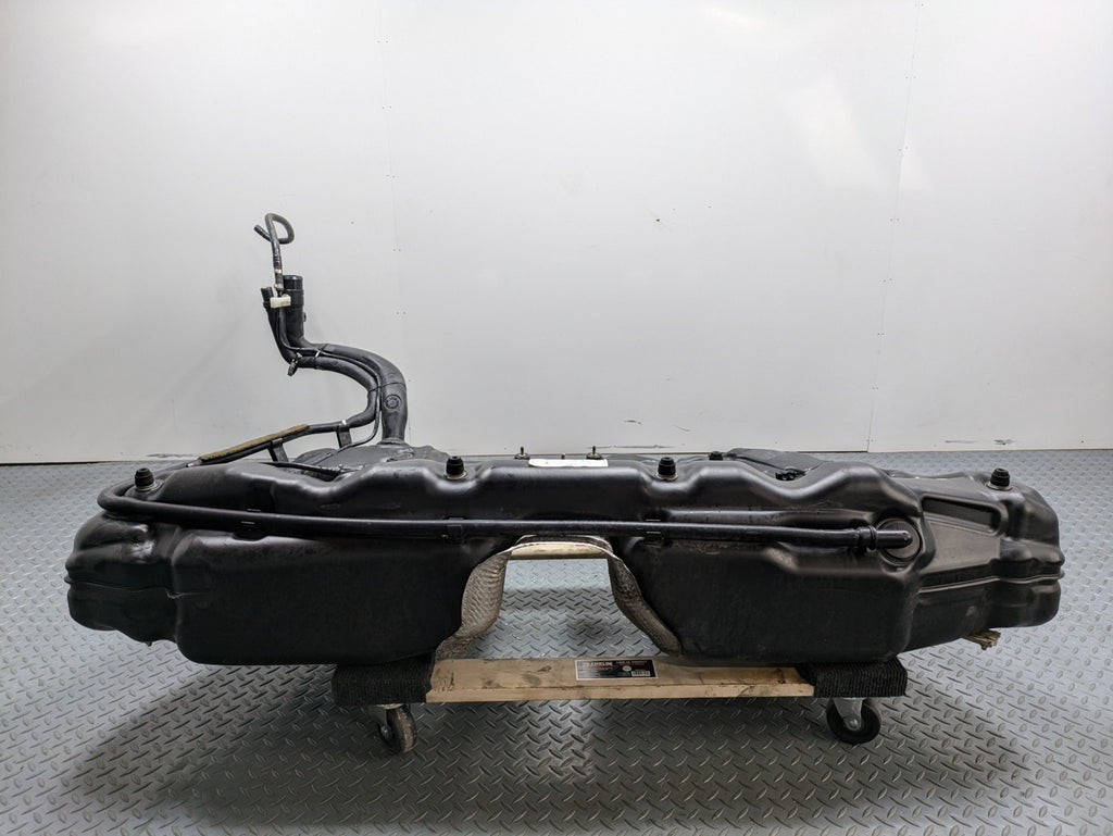 2004 - 2006 OEM MERCEDES-BENZ C230 GAS FUEL TANK RESERVOIR ASSEMBLY