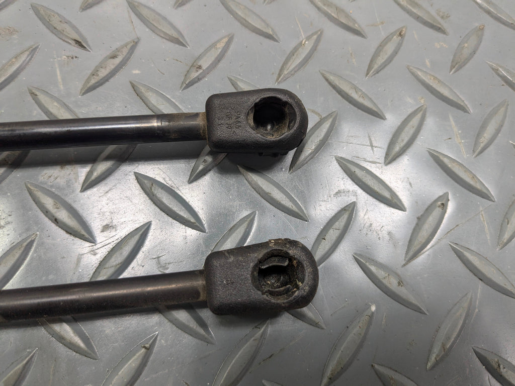 04 - 06 OEM MERCEDES-BENZ C230 FRONT LEFT AND RIGHT SIDE HOOD SHOCK SUPPORT SET