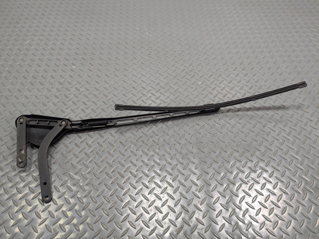 04 - 06 OEM MERCEDES-BENZ C230 FRONT RIGHT SIDE WINDSHIELD WIPER ARM WITH BLADE