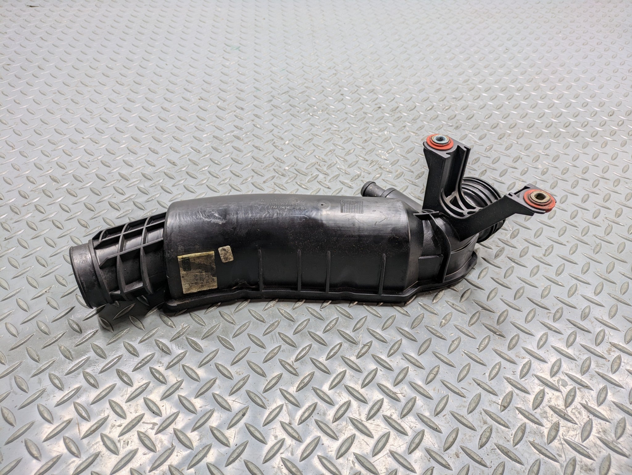 2004 - 2006 OEM MERCEDES-BENZ C230 COMPRESSOR AIR INTAKE HOSE PIPE