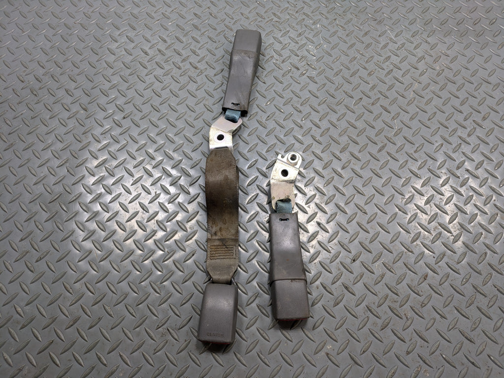 04 - 06 OEM MERCEDES-BENZ C230 REAR CENTER LEFT AND RIGHT SEAT BELT BUCKLE SET