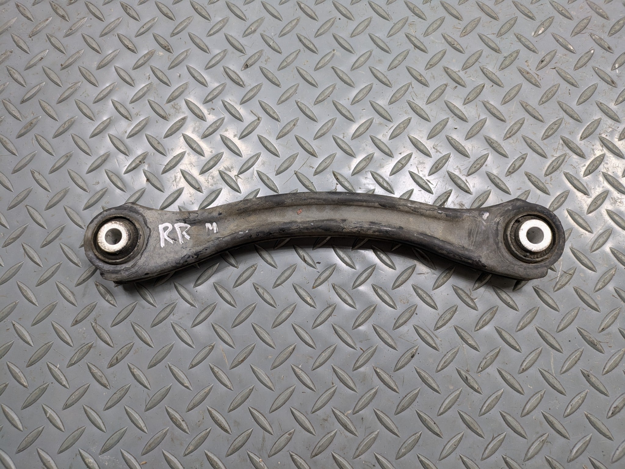 2004 - 2006 OEM MERCEDES-BENZ C230 REAR RIGHT PASSENGER SIDE UPPER CONTROL ARM