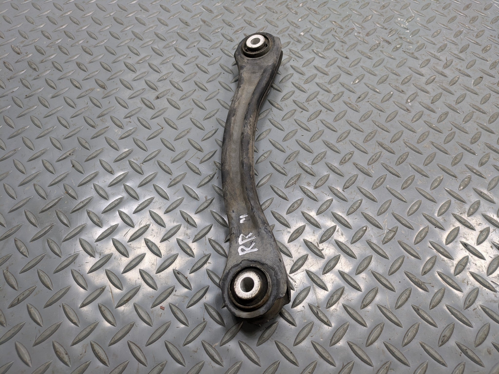 2004 - 2006 OEM MERCEDES-BENZ C230 REAR RIGHT PASSENGER SIDE UPPER CONTROL ARM