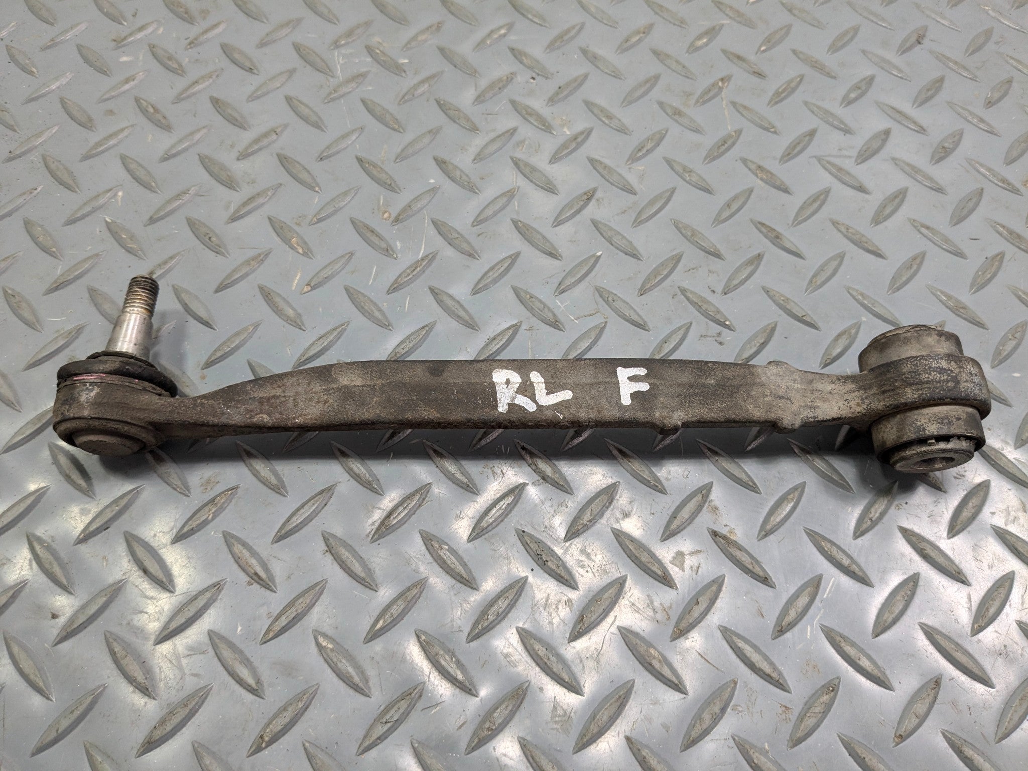 04 - 06 OEM MERCEDES-BENZ C230 REAR LEFT DRIVER SIDE LOWER FORWARD CONTROL ARM