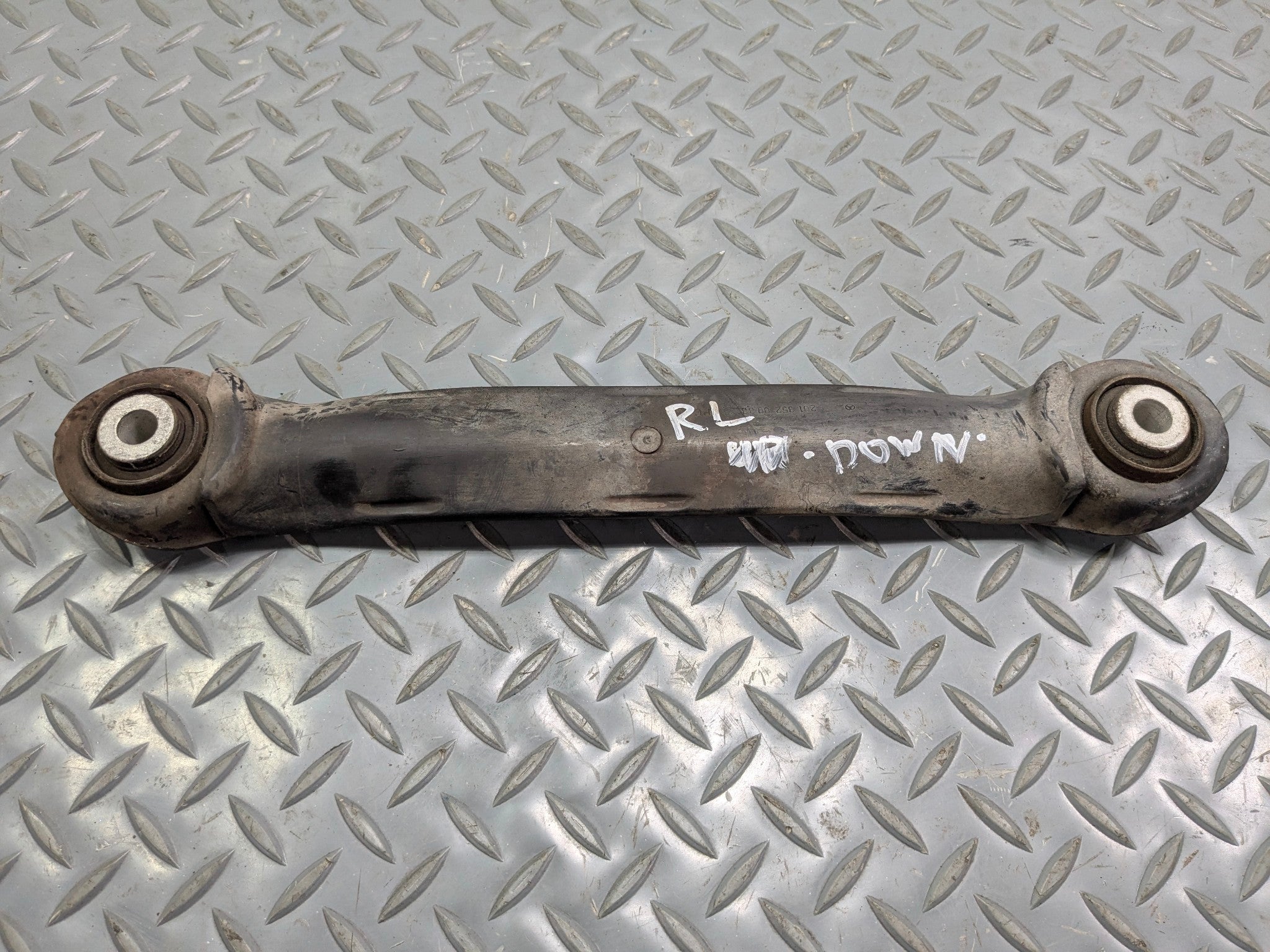 2004 - 2006 OEM MERCEDES-BENZ C230 REAR LEFT DRIVER SIDE LOWER CONTROL  ARM