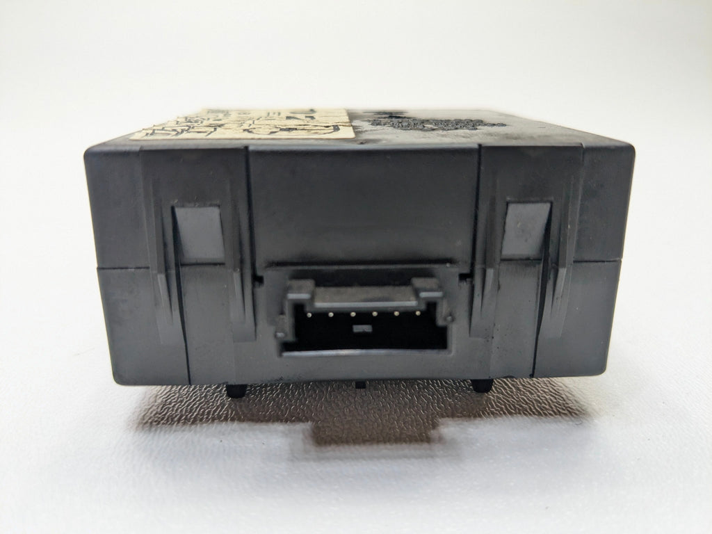 2004 - 2006 OEM MERCEDES-BENZ C230 ANTI THEFT ALARM SENSOR MODULE UNIT