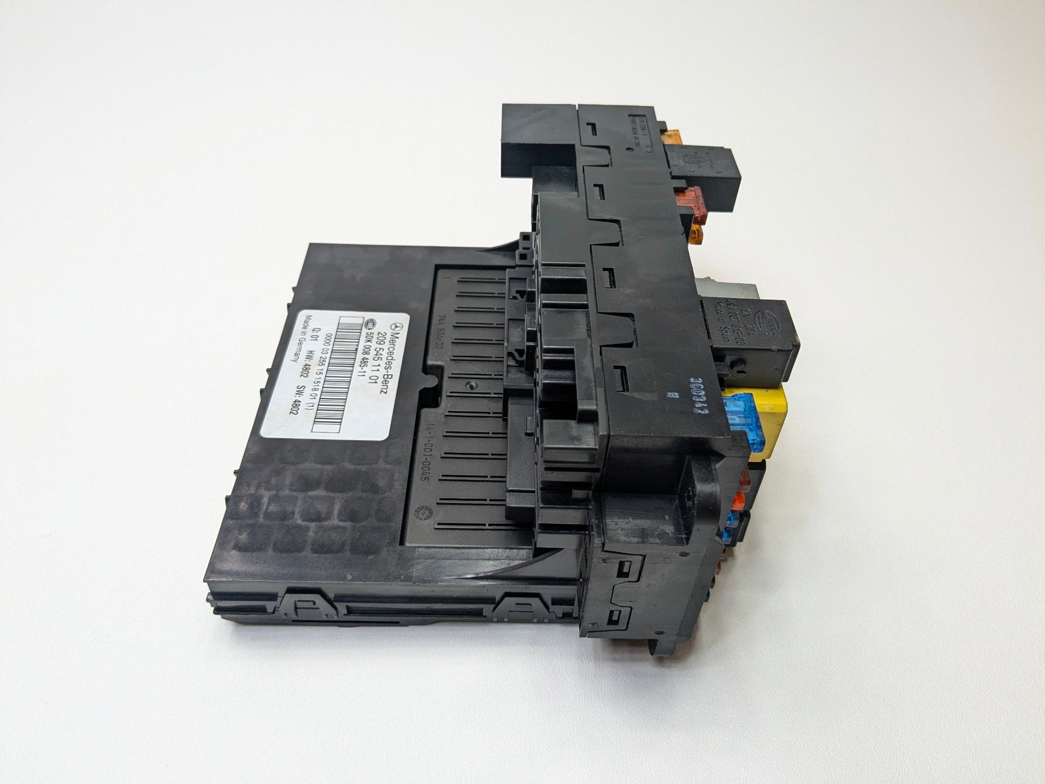 2004 - 2006 OEM MERCEDES-BENZ C230 FRONT FUSE RELAY MODULE JUNCTION BOX ASSEMBLY