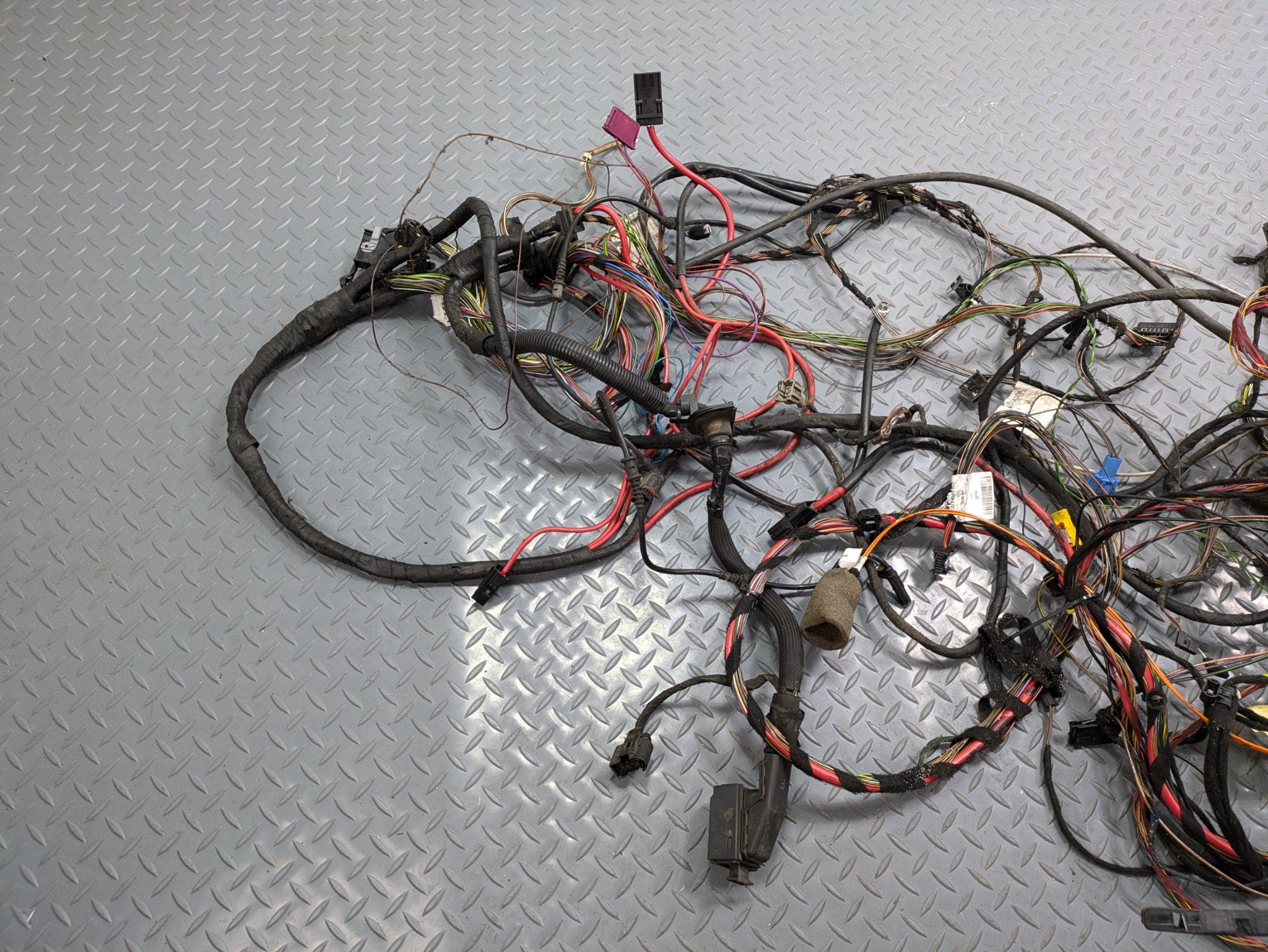 04 - 06 OEM MERCEDES-BENZ C230 INTERIOR BODY WIRE HARNESS CABLE AND CONNECTOR