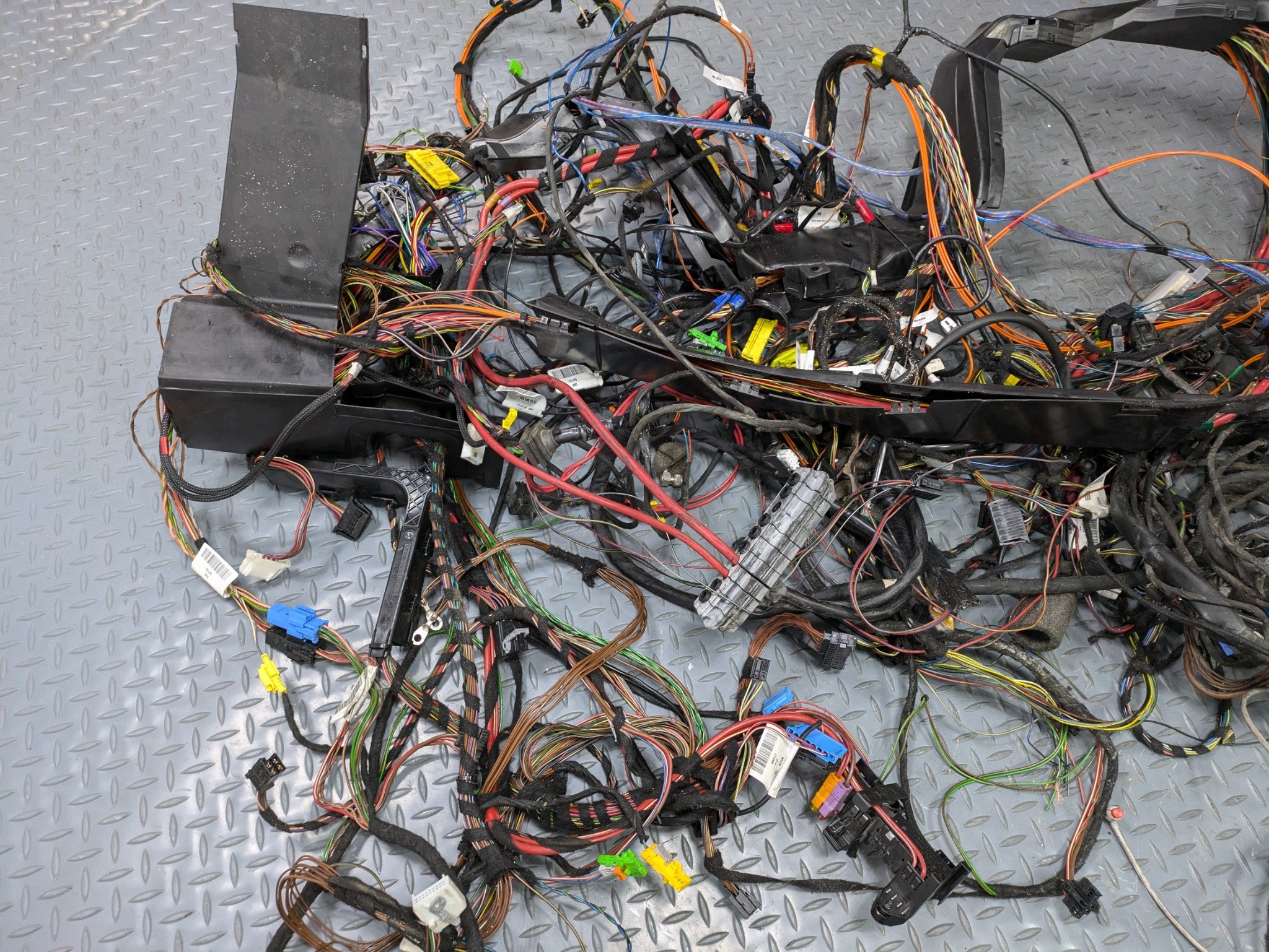 04 - 06 OEM MERCEDES-BENZ C230 INTERIOR BODY WIRE HARNESS CABLE AND CONNECTOR