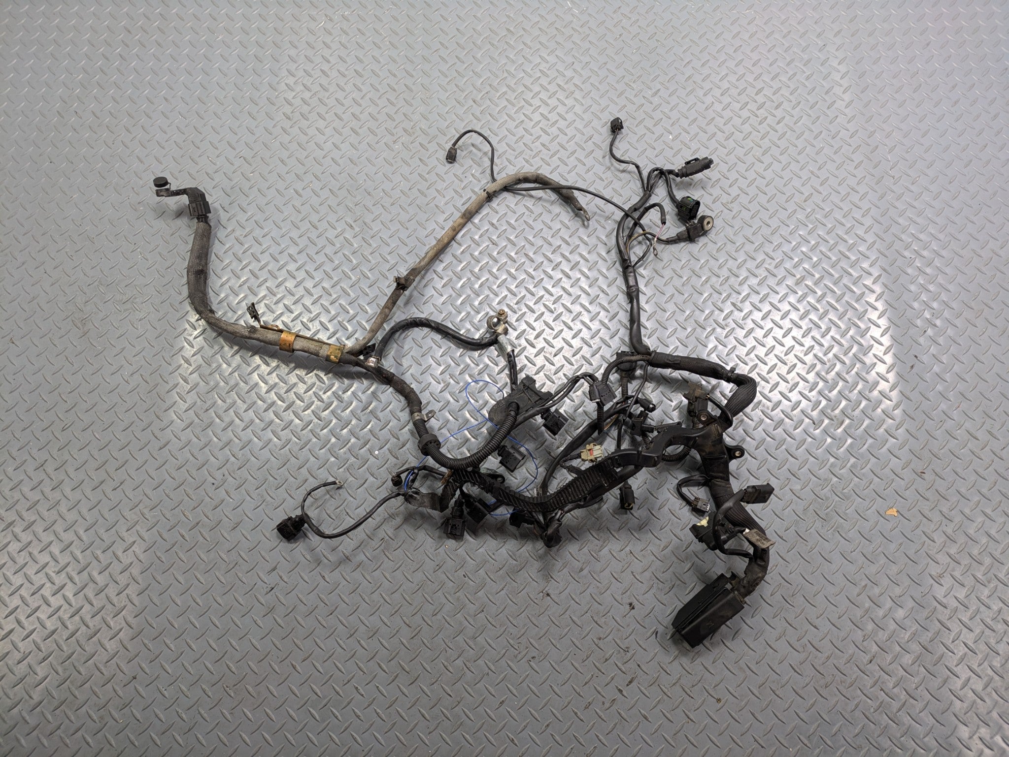 04 - 06 OEM MERCEDES-BENZ C230 INTERIOR ENGINE WIRE HARNESS CABLE AND CONNECTOR
