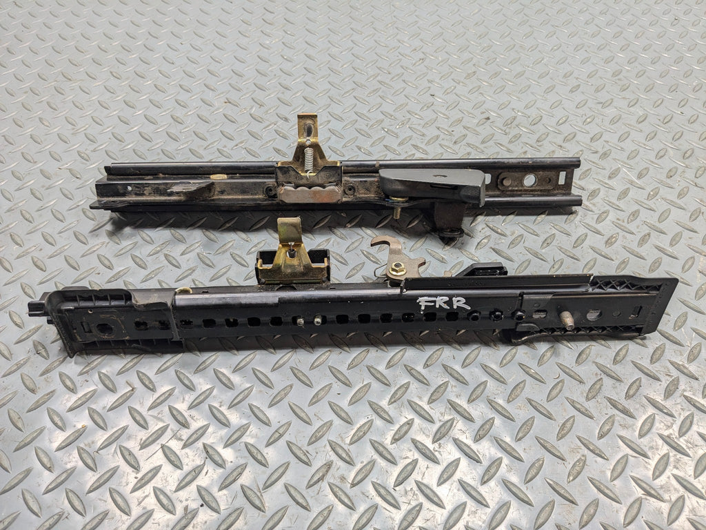 2004 - 2006 OEM MERCEDES-BENZ C230 FRONT RIGHT PASSENGER SIDE SEAT TRACK RAILS