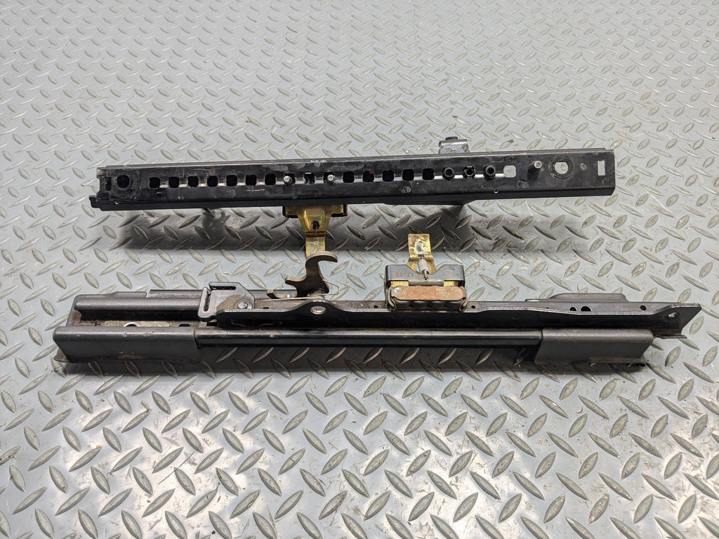 2004 - 2006 OEM MERCEDES-BENZ C230 FRONT RIGHT PASSENGER SIDE SEAT TRACK RAILS