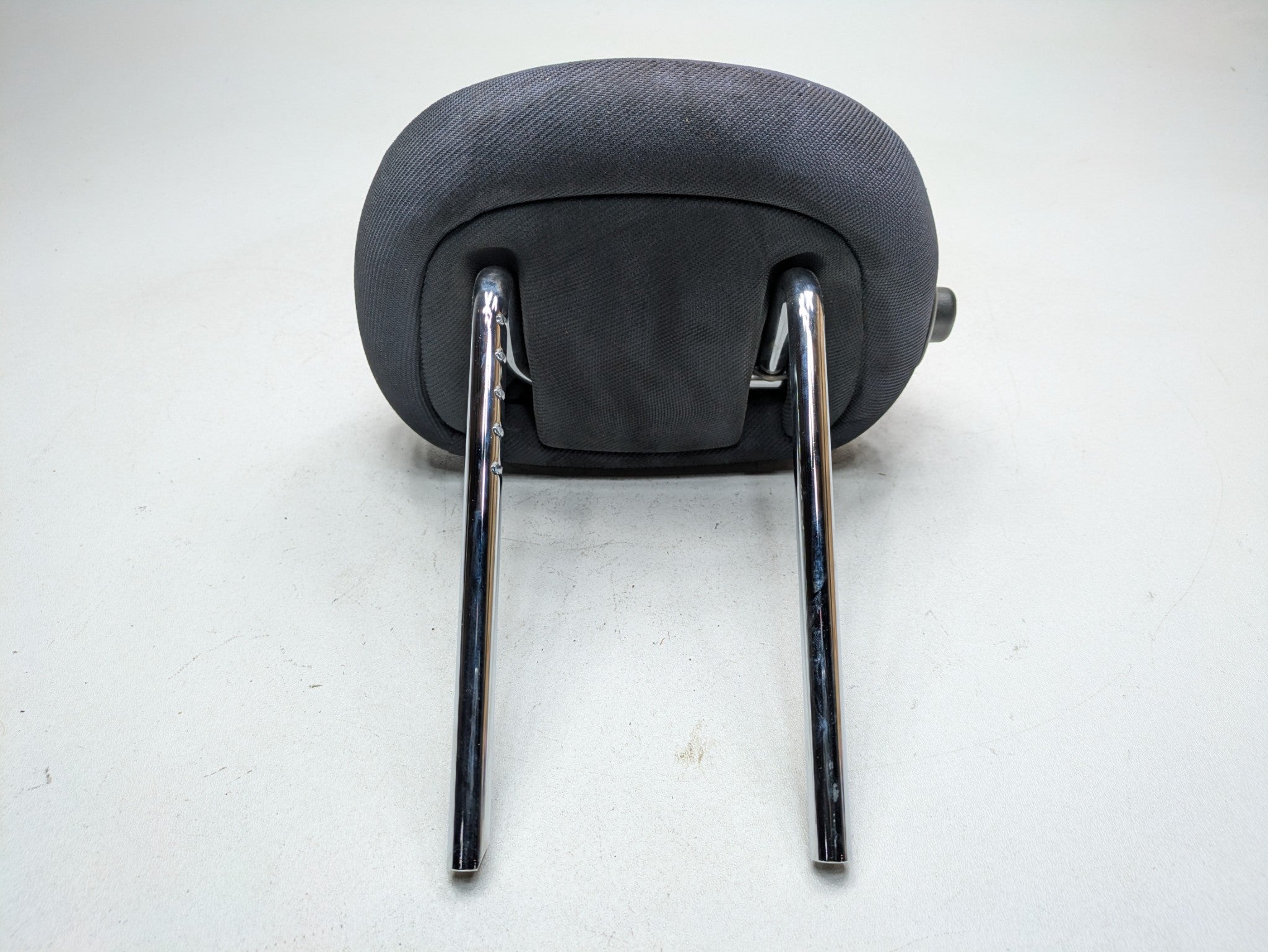 2004 - 2006 OEM MERCEDES-BENZ C230 REAR LEFT DRIVER SIDE SEAT HEADREST