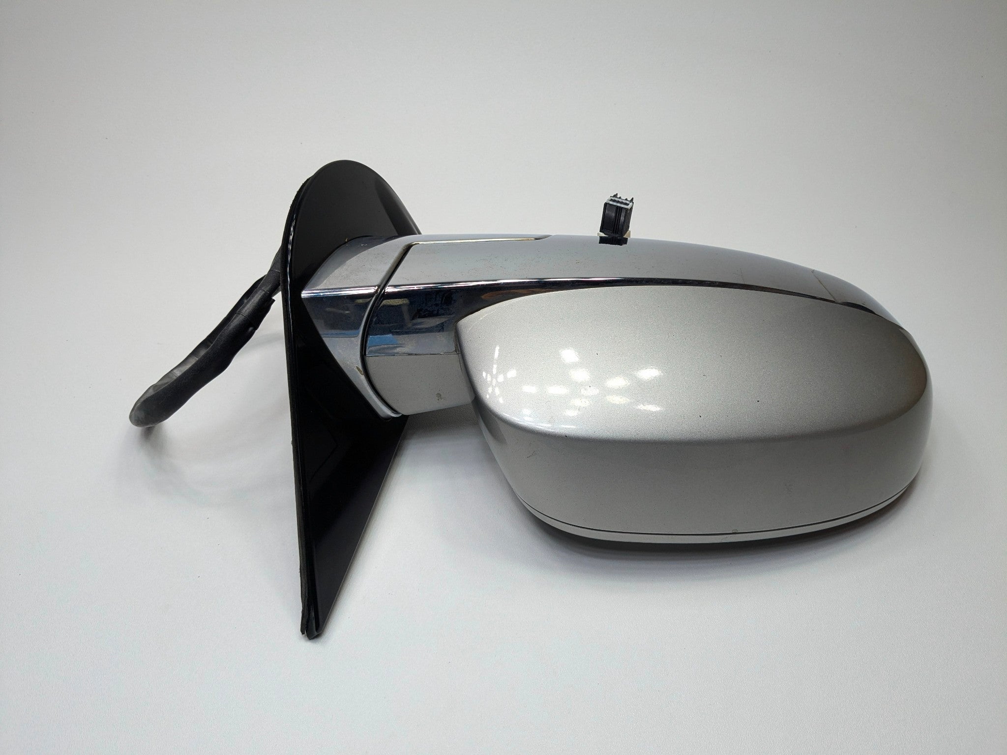 10 - 14 OEM CADILLAC ESCALADE ESV FRONT RIGHT PASSENGER SIDE VIEW DOOR MIRROR