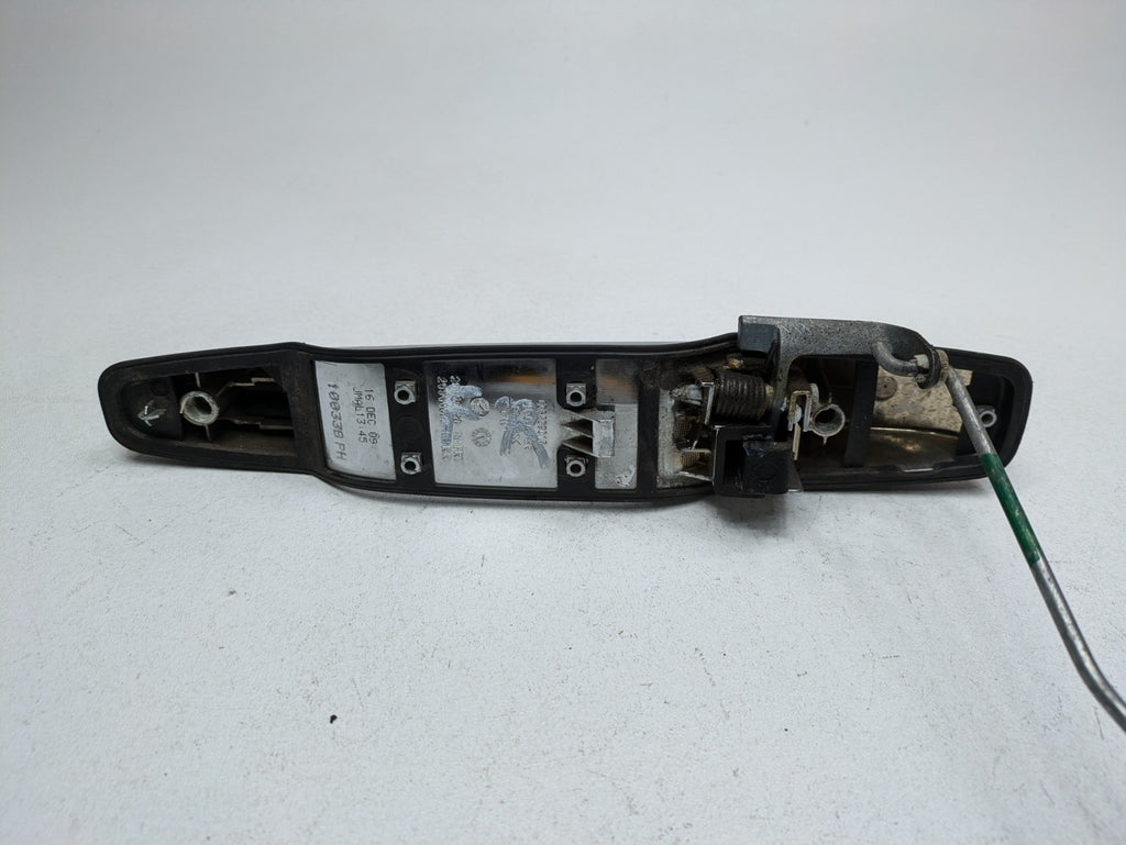 2010 - 2014 OEM CADILLAC ESCALADE ESV FRONT RIGHT SIDE OUTSIDE DOOR HANDLE