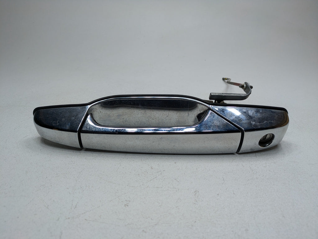 2010 - 2014 OEM CADILLAC ESCALADE ESV FRONT LEFT DRIVER SIDE OUTSIDE DOOR HANDLE