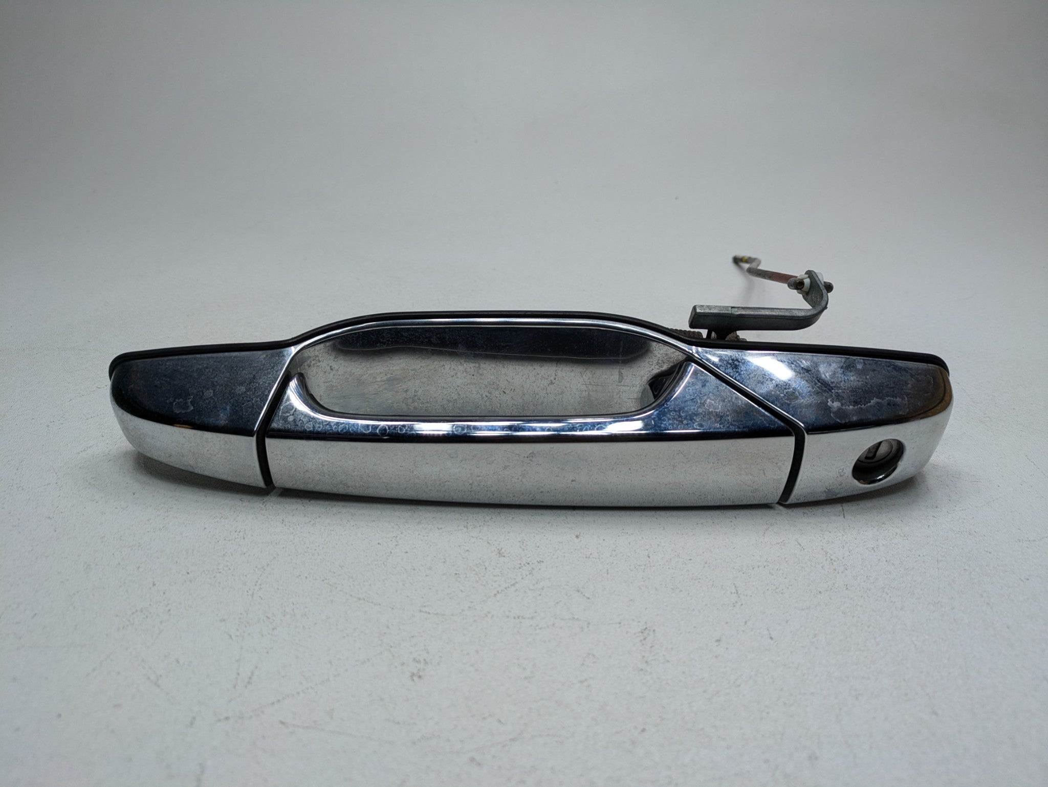 2010 - 2014 OEM CADILLAC ESCALADE ESV FRONT LEFT DRIVER SIDE OUTSIDE DOOR HANDLE