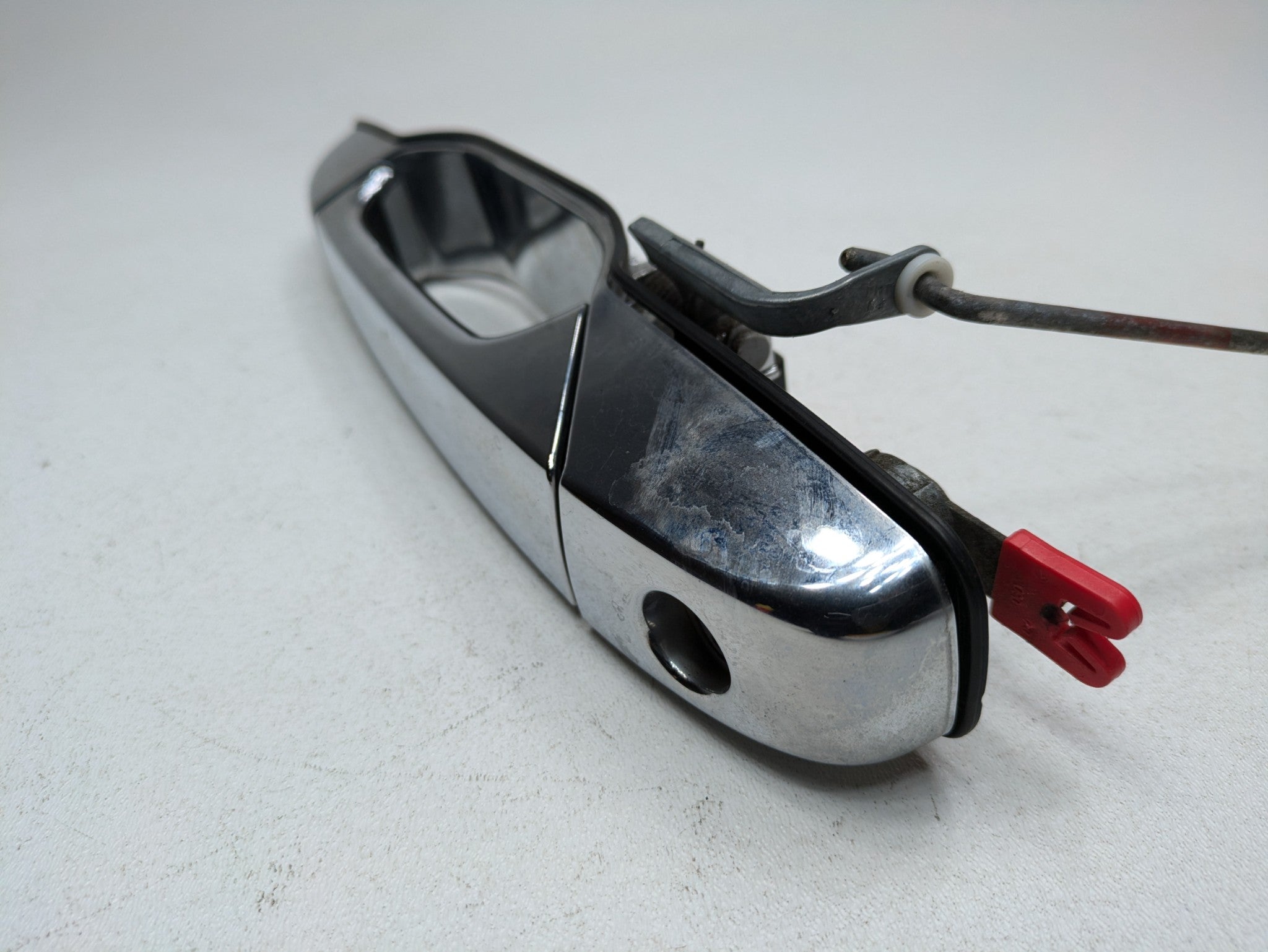 2010 - 2014 OEM CADILLAC ESCALADE ESV FRONT LEFT DRIVER SIDE OUTSIDE DOOR HANDLE
