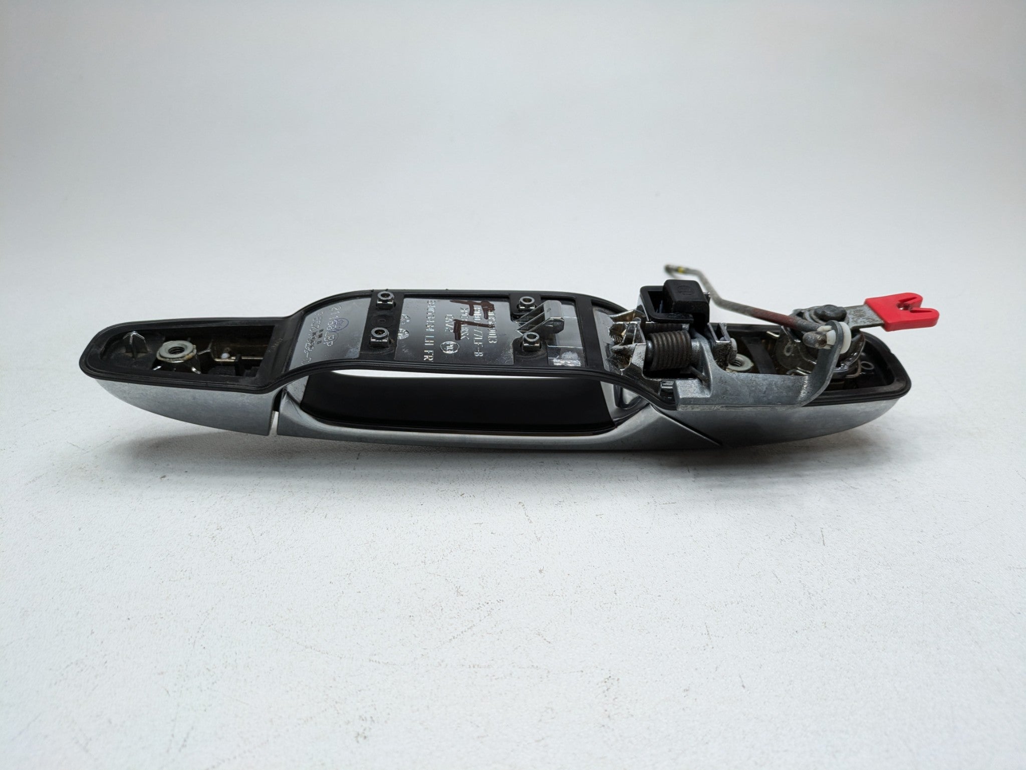 2010 - 2014 OEM CADILLAC ESCALADE ESV FRONT LEFT DRIVER SIDE OUTSIDE DOOR HANDLE