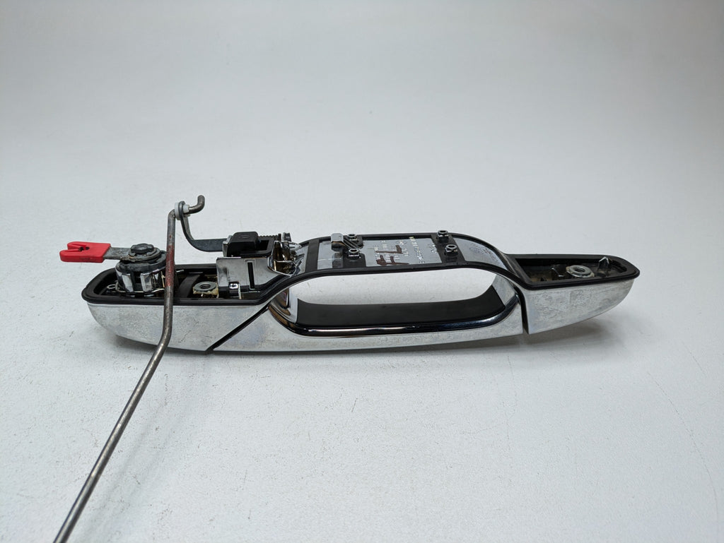 2010 - 2014 OEM CADILLAC ESCALADE ESV FRONT LEFT DRIVER SIDE OUTSIDE DOOR HANDLE