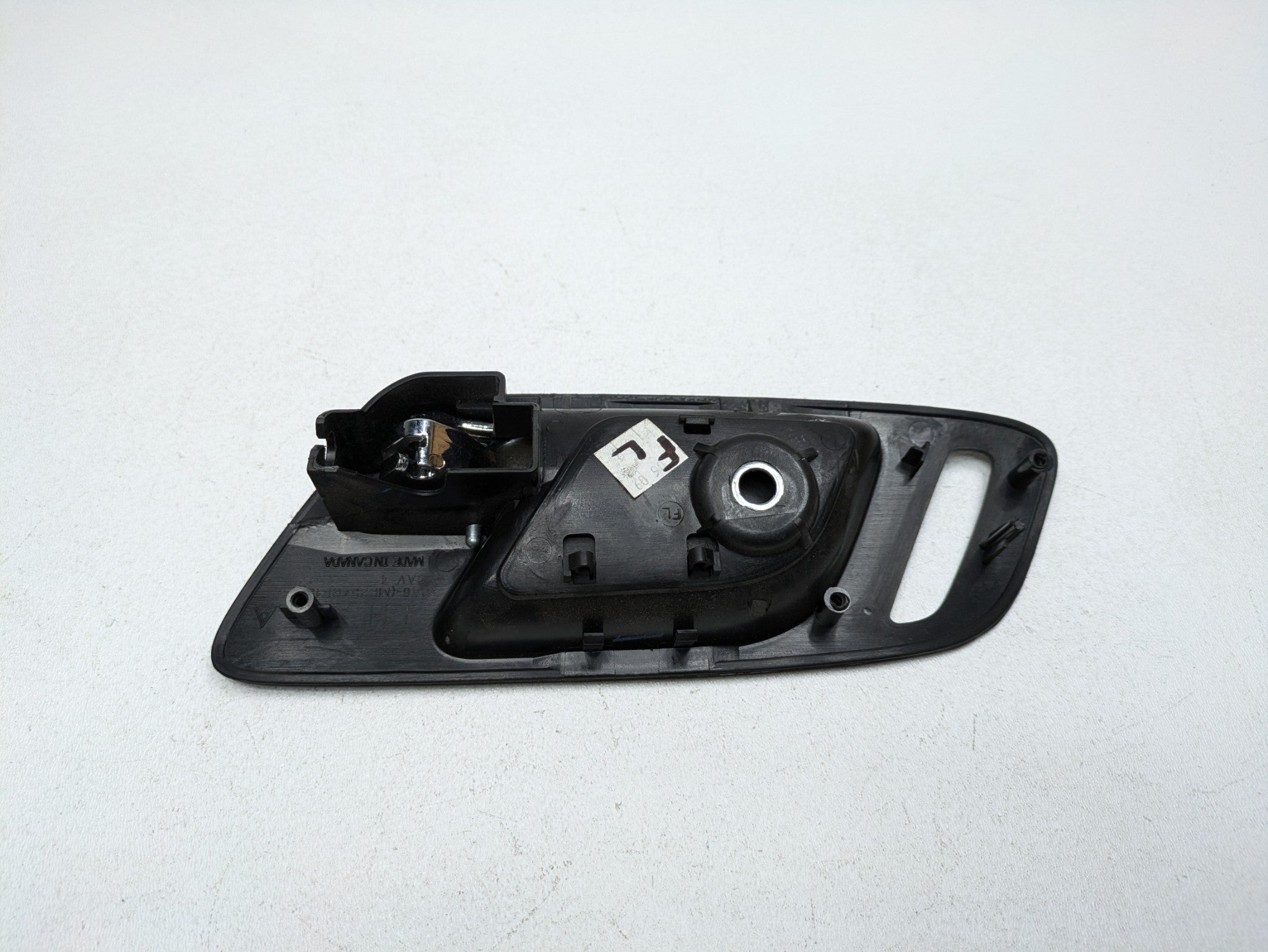 2010 - 2014 OEM CADILLAC ESCALADE ESV FRONT LEFT DRIVER SIDE INNER DOOR HANDLE