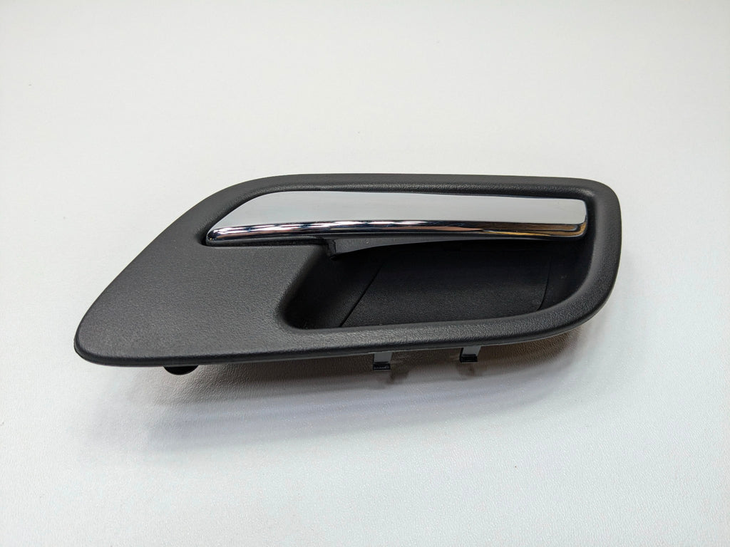 10 - 14 OEM CADILLAC ESCALADE ESV FRONT RIGHT PASSENGER SIDE INNER DOOR HANDLE