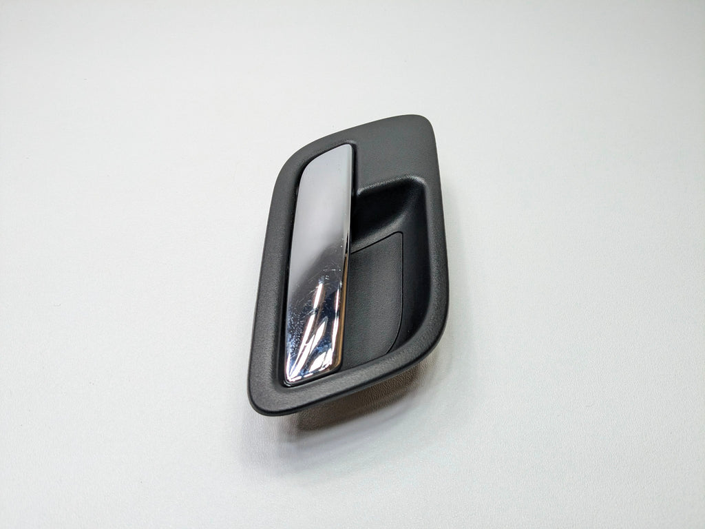2010 - 2014 OEM CADILLAC ESCALADE ESV REAR LEFT DRIVER SIDE INNER DOOR HANDLE