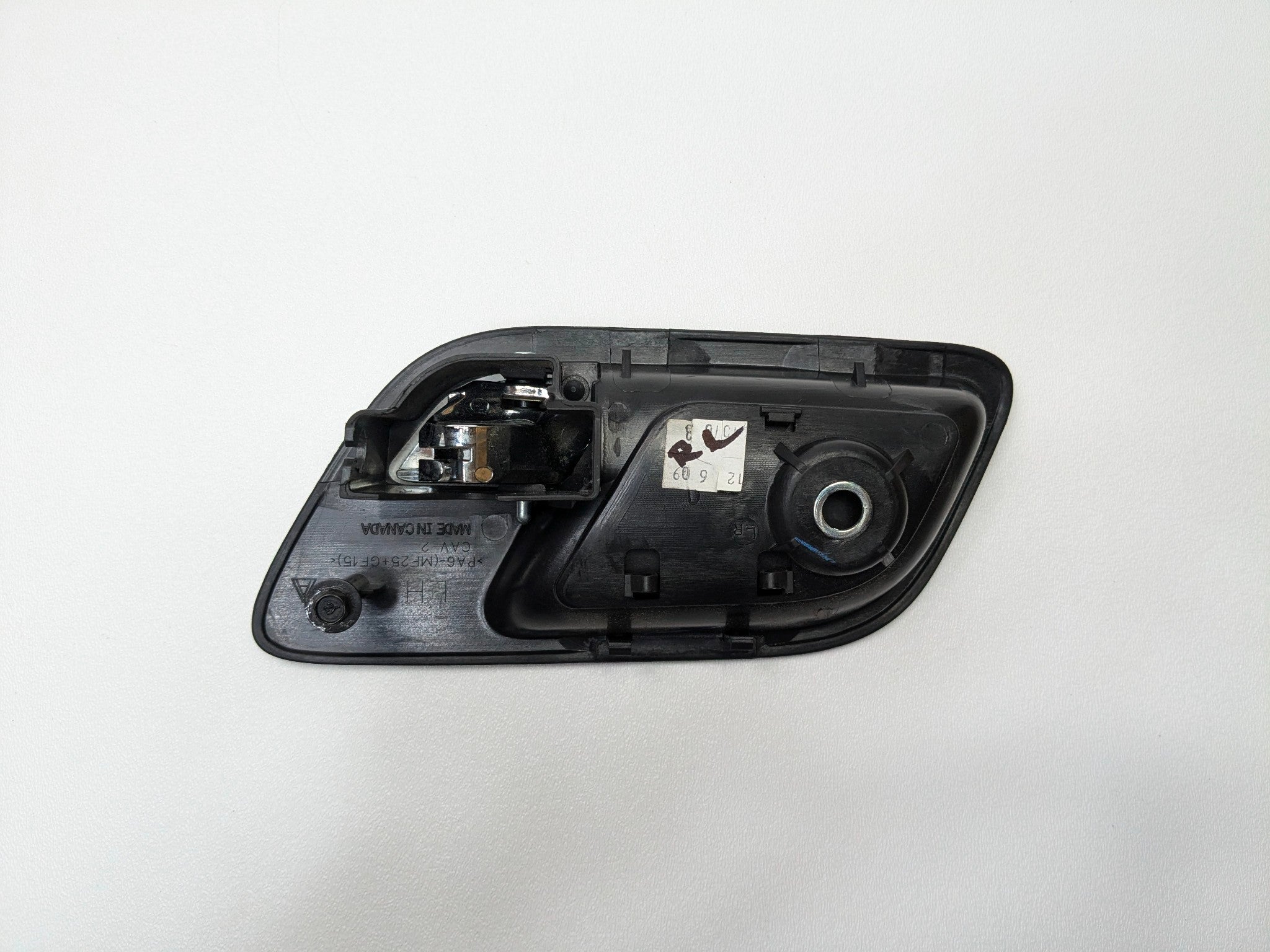 2010 - 2014 OEM CADILLAC ESCALADE ESV REAR LEFT DRIVER SIDE INNER DOOR HANDLE