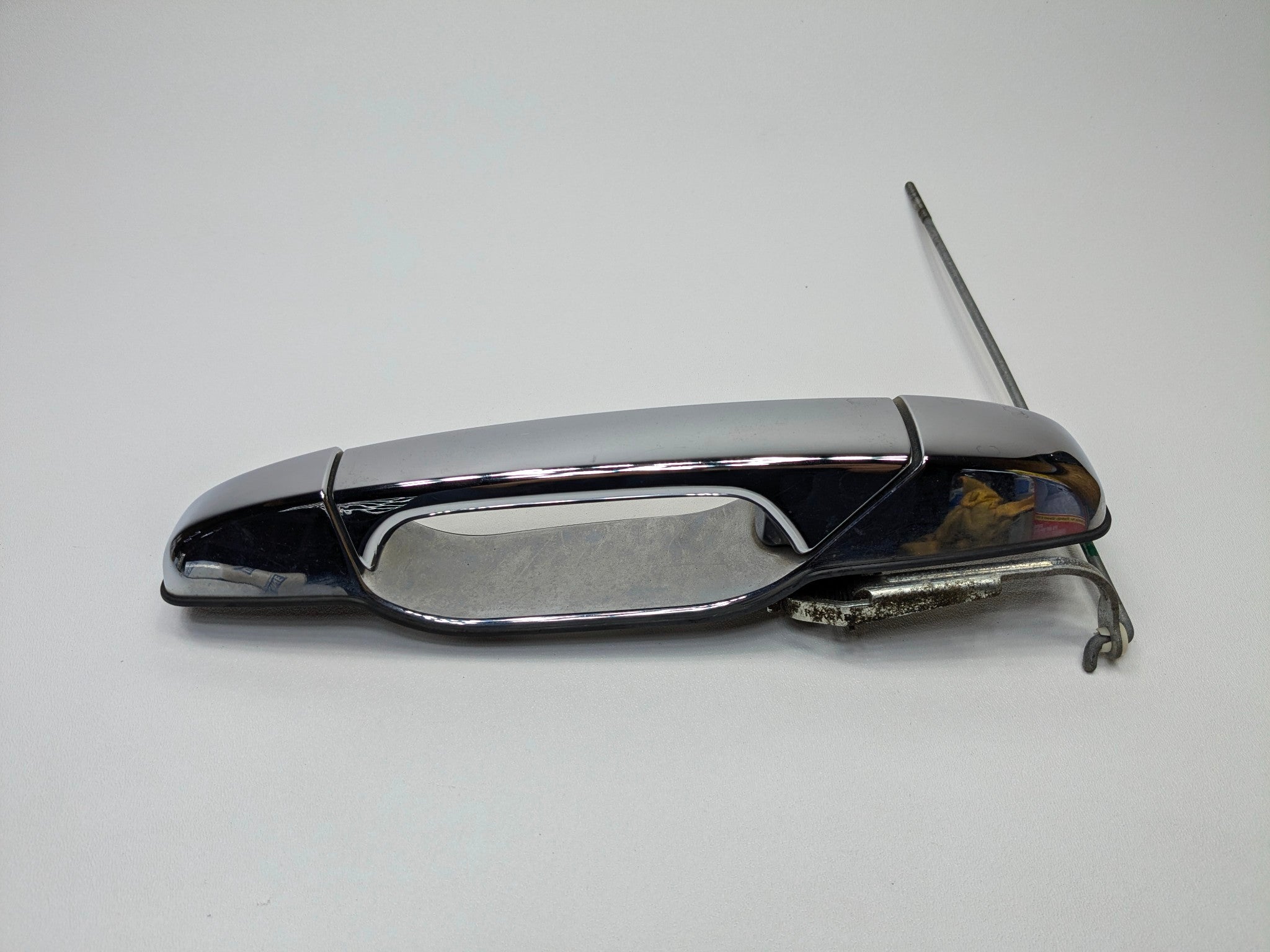 10 - 14 OEM CADILLAC ESCALADE ESV REAR RIGHT PASSENGER SIDE OUTSIDE DOOR HANDLE