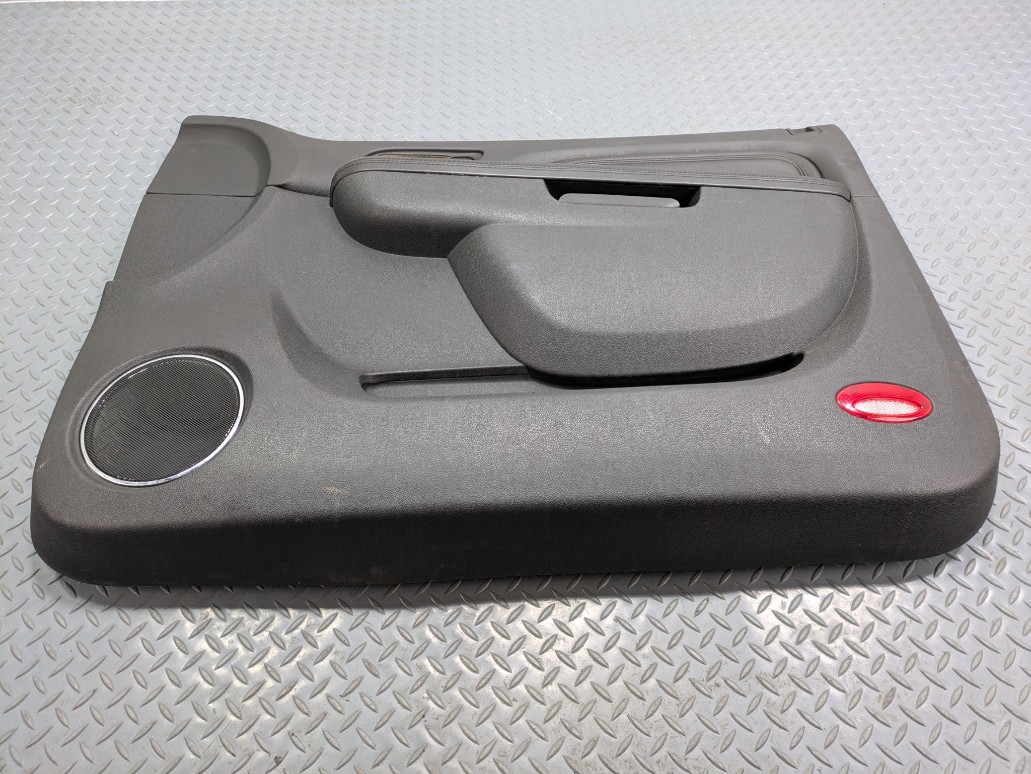 2010 - 2014 OEM CADILLAC ESCALADE ESV FRONT RIGHT SIDE INTERIOR DOOR TRIM PANEL