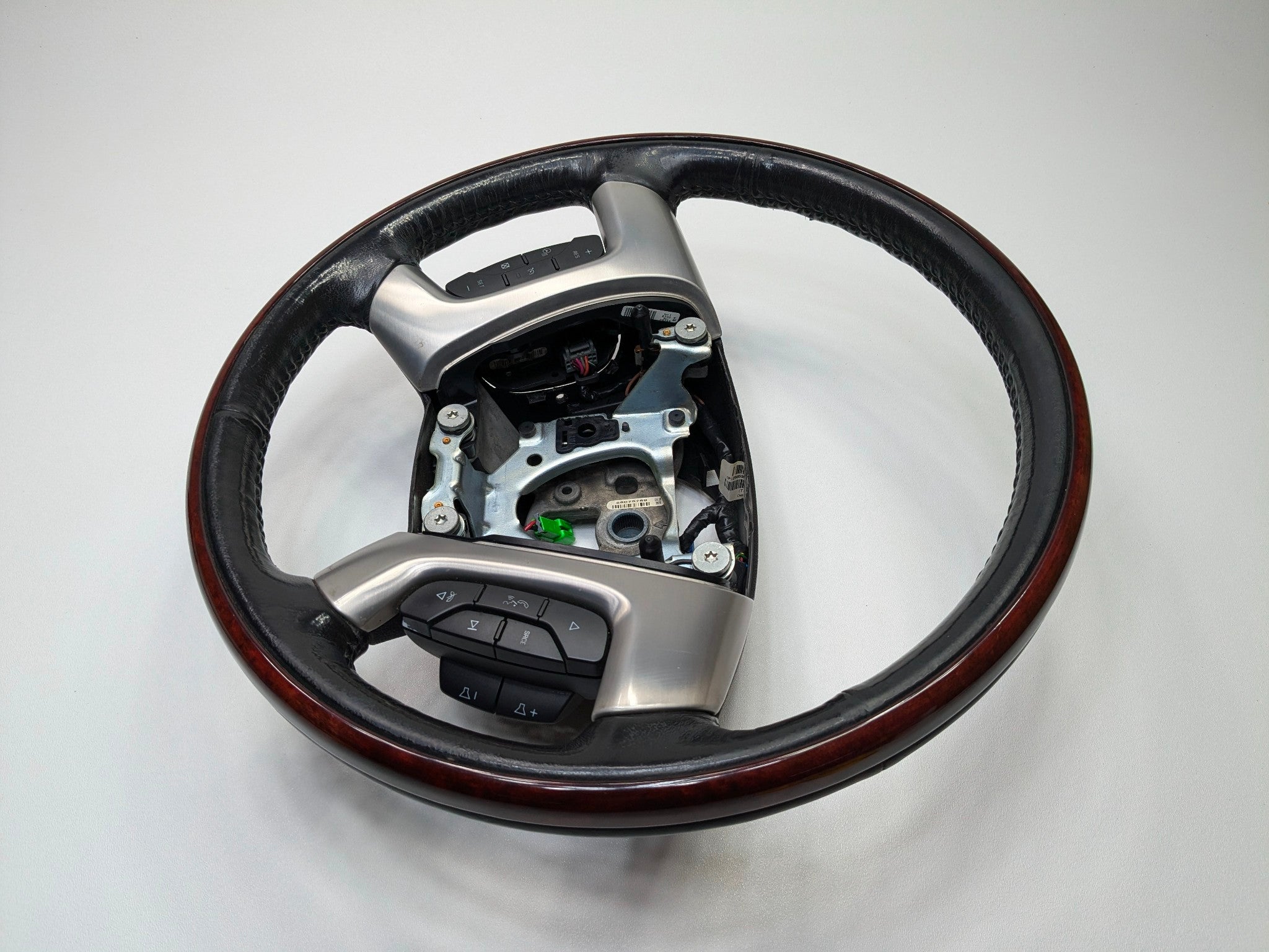 2010 - 2014 OEM CADILLAC ESCALADE ESV FRONT STEERING WHEEL ASSEMBLY