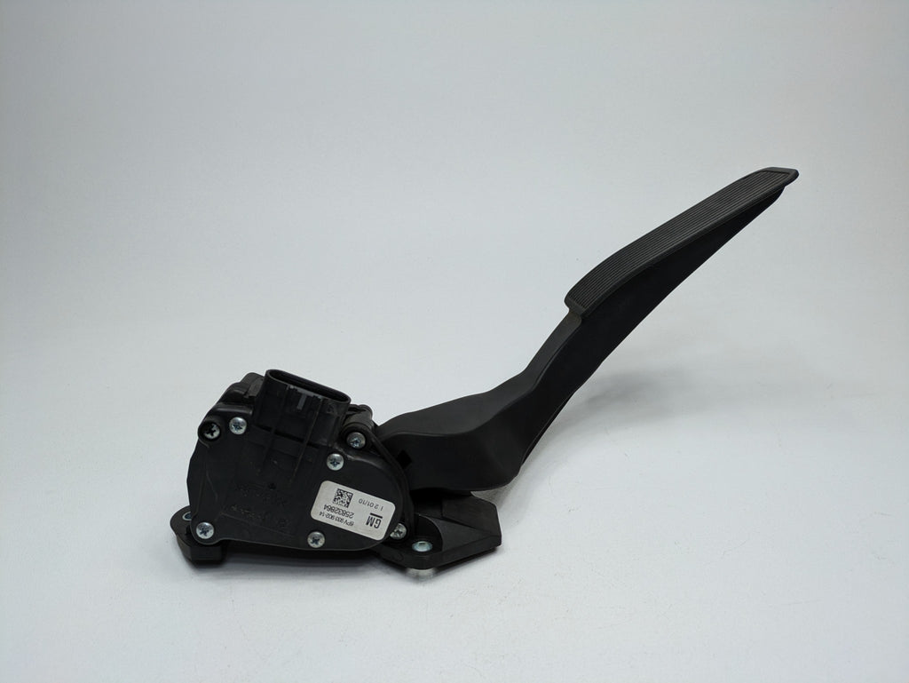 2010 - 2014 OEM CADILLAC ESCALADE ESV ACCELERATOR PEDAL POSITION SENSOR