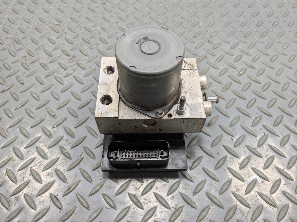 2010 - 2014 OEM CADILLAC ESCALADE ESV ABS ANTI-LOCK BRAKE MODULE