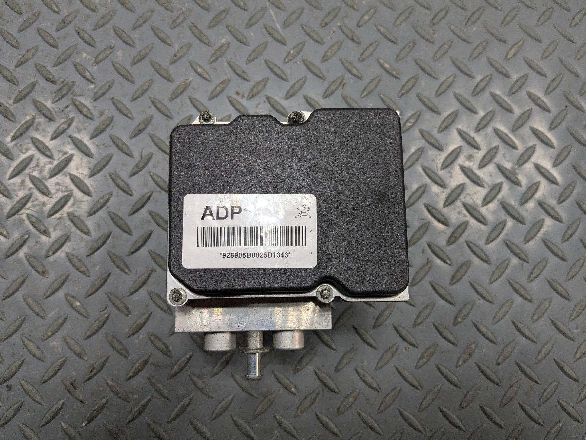 2010 - 2014 OEM CADILLAC ESCALADE ESV ABS ANTI-LOCK BRAKE MODULE
