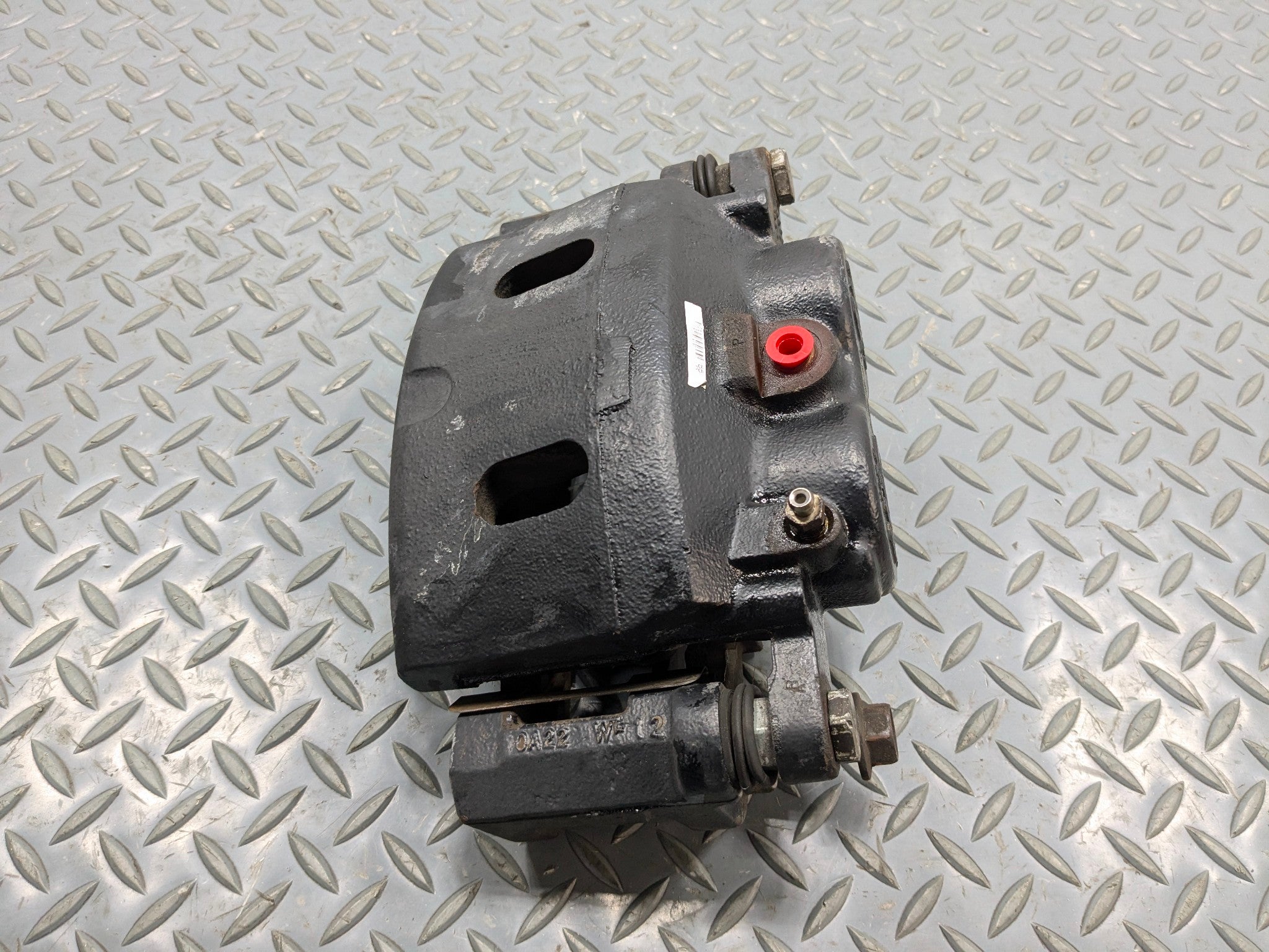 2010 - 2014 OEM CADILLAC ESCALADE ESV FRONT RIGHT PASSENGER SIDE BRAKE CALIPER