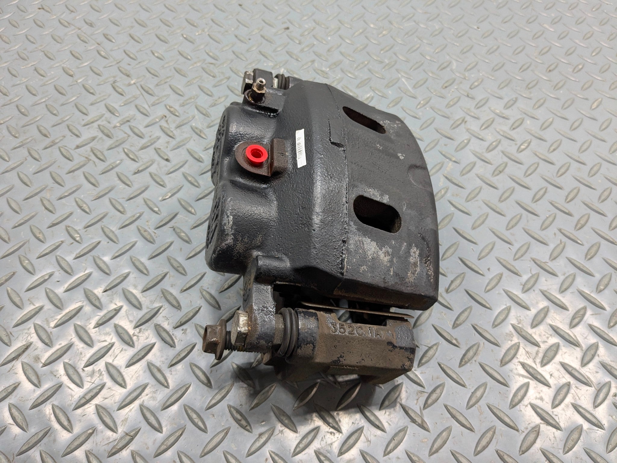 2010 - 2014 OEM CADILLAC ESCALADE ESV FRONT RIGHT PASSENGER SIDE BRAKE CALIPER
