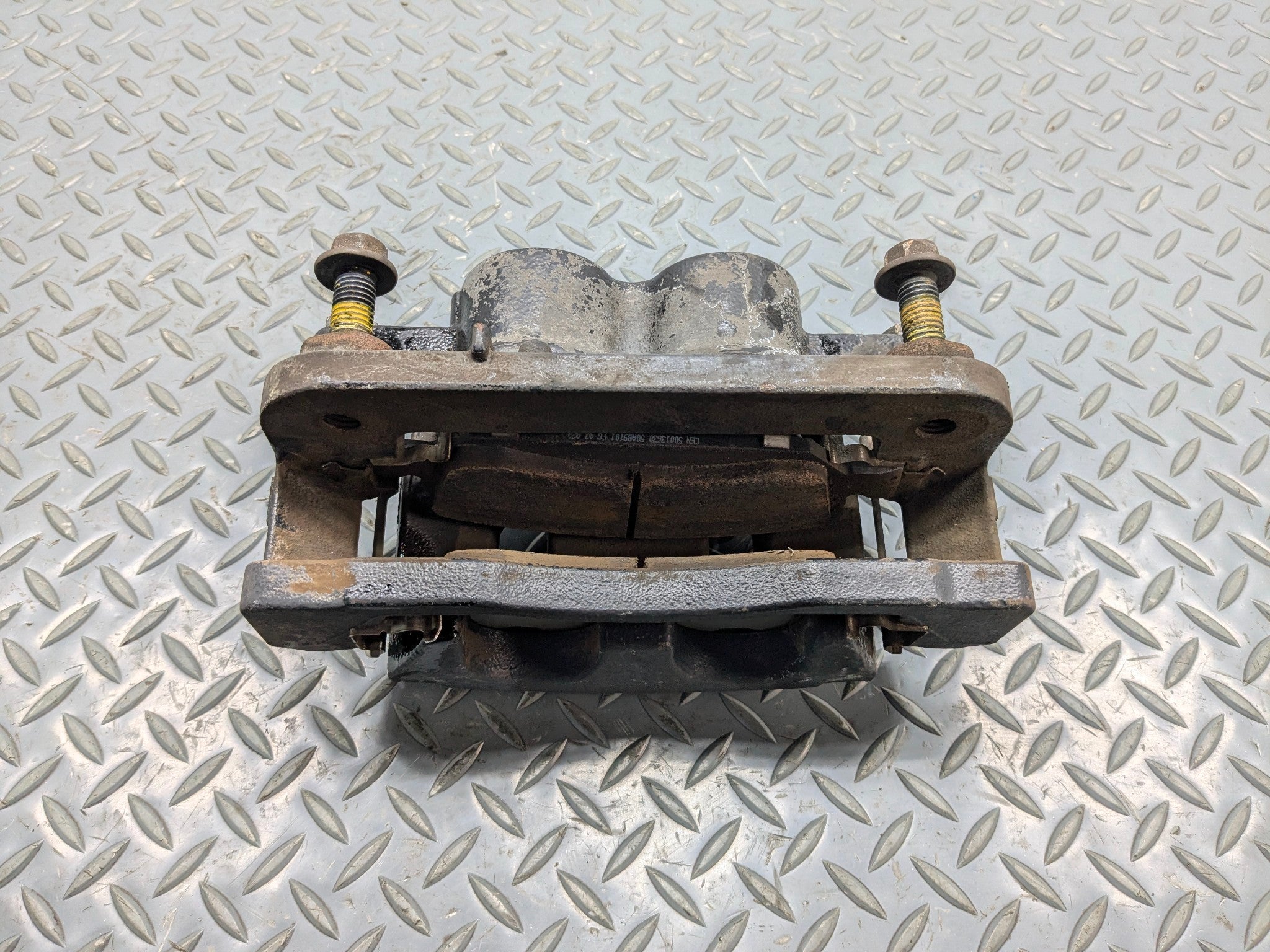 2010 - 2014 OEM CADILLAC ESCALADE ESV FRONT RIGHT PASSENGER SIDE BRAKE CALIPER