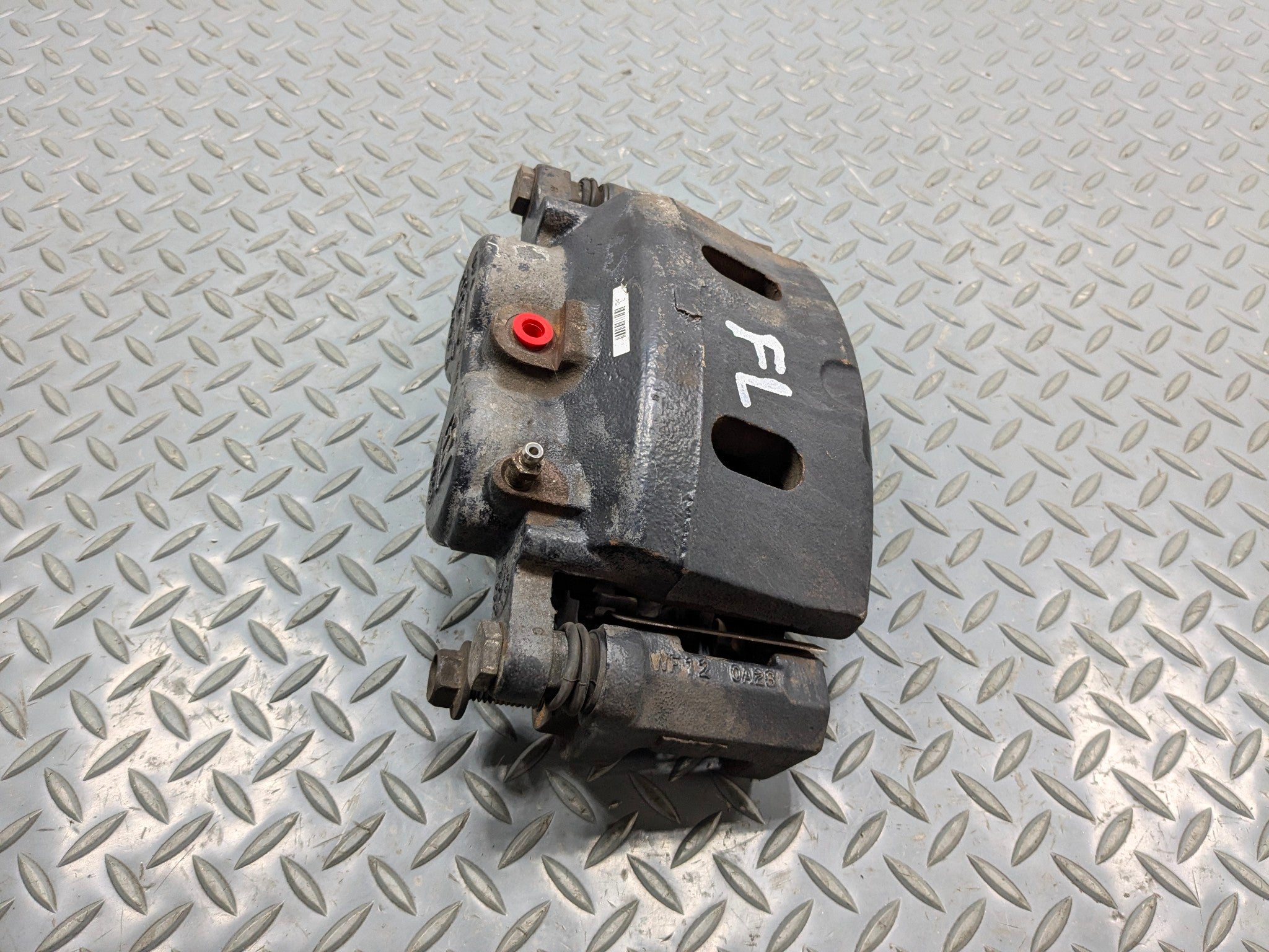 10 - 14 OEM CADILLAC ESCALADE ESV FRONT LEFT DRIVER SIDE BRAKE CALIPER ASSEMBLY