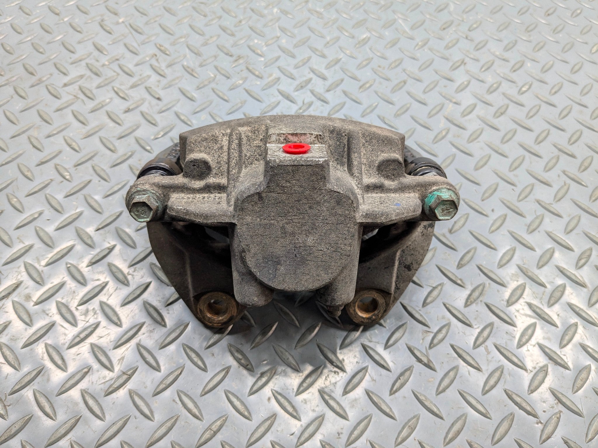 2010 - 2014 OEM CADILLAC ESCALADE ESV REAR RIGHT PASSENGER SIDE BRAKE CALIPER