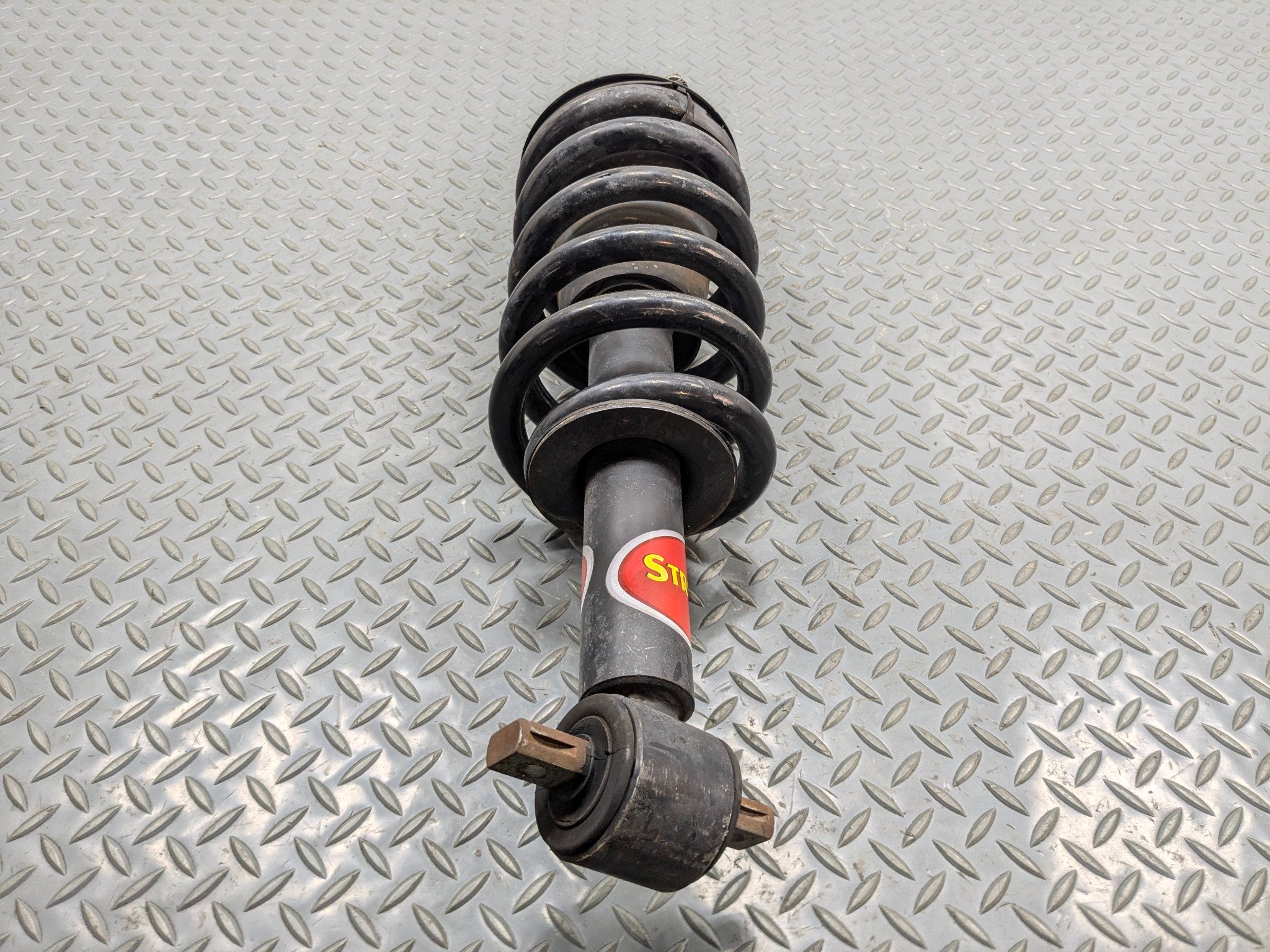 2010 - 2014 OEM CADILLAC ESCALADE ESV FRONT LEFT SIDE SUSPENSION STRUT ABSORBER