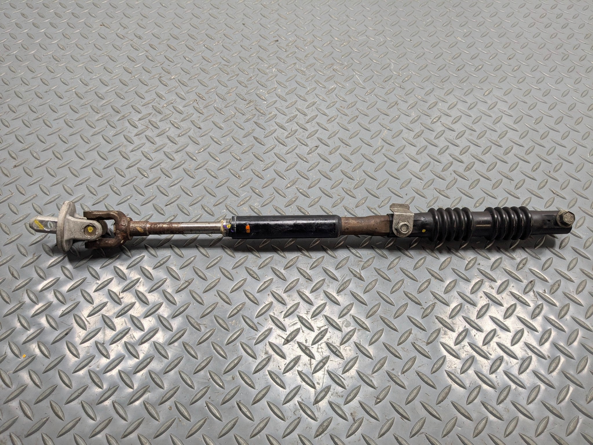 2010 - 2014 OEM CADILLAC ESCALADE ESV STEERING SHAFT ASSEMBLY