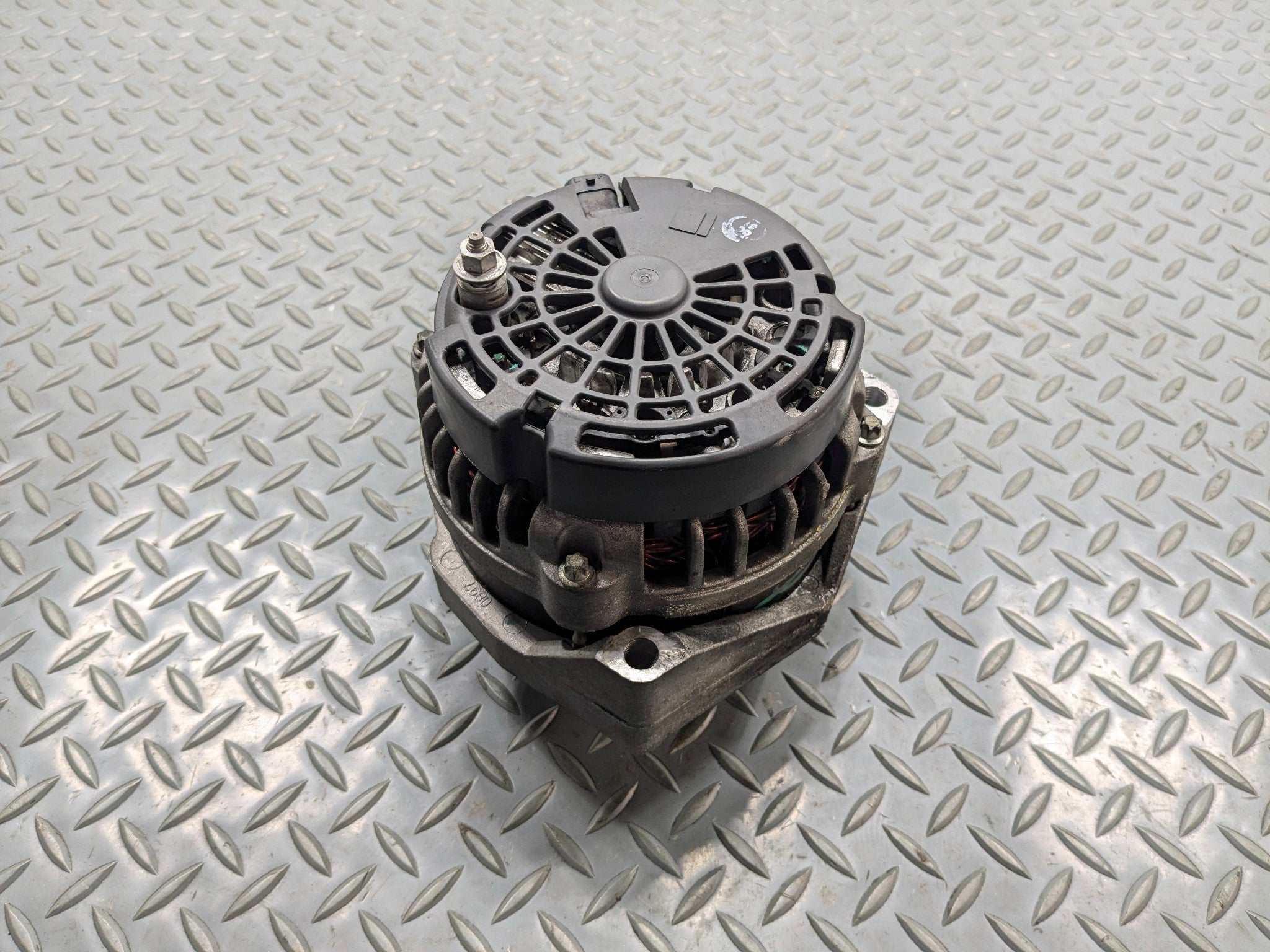 2010 - 2014 OEM CADILLAC ESCALADE ESV POWER GENERATOR ENGINE MOTOR ALTERNATOR