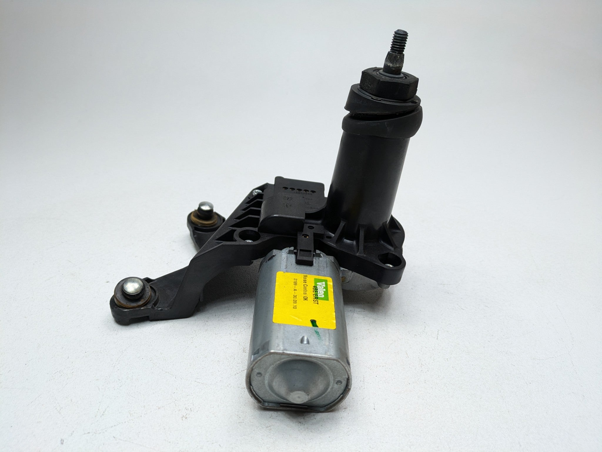 2010 - 2014 OEM CADILLAC ESCALADE ESV REAR WINDOW GLASS WIPER MOTOR ASSEMBLY