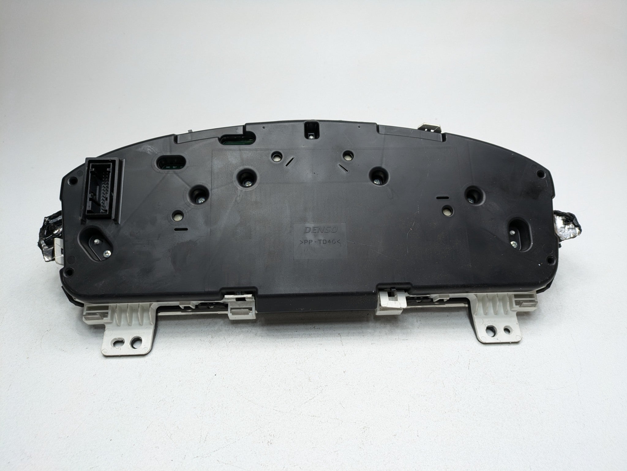 2010 - 2014 OEM CADILLAC ESCALADE ESV INSTRUMENT CLUSTER GAUGES SPEEDOMETER