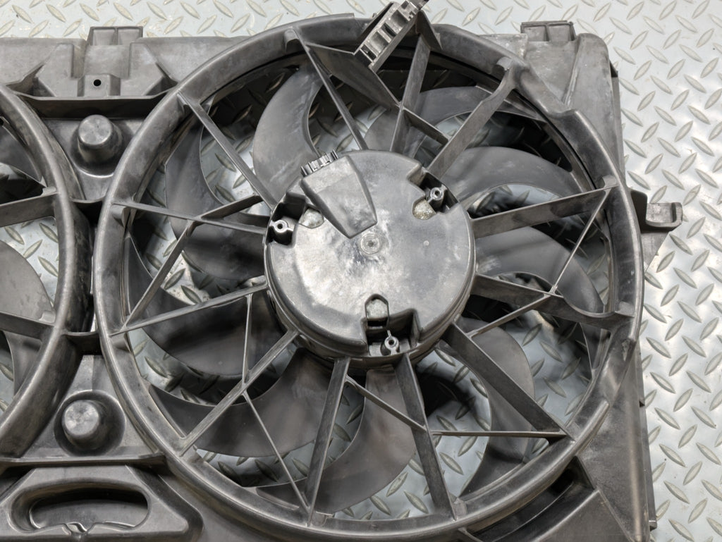 10 - 14 OEM CADILLAC ESCALADE ESV DUAL RADIATOR ELECTRIC COOLING MOTOR WITH FAN
