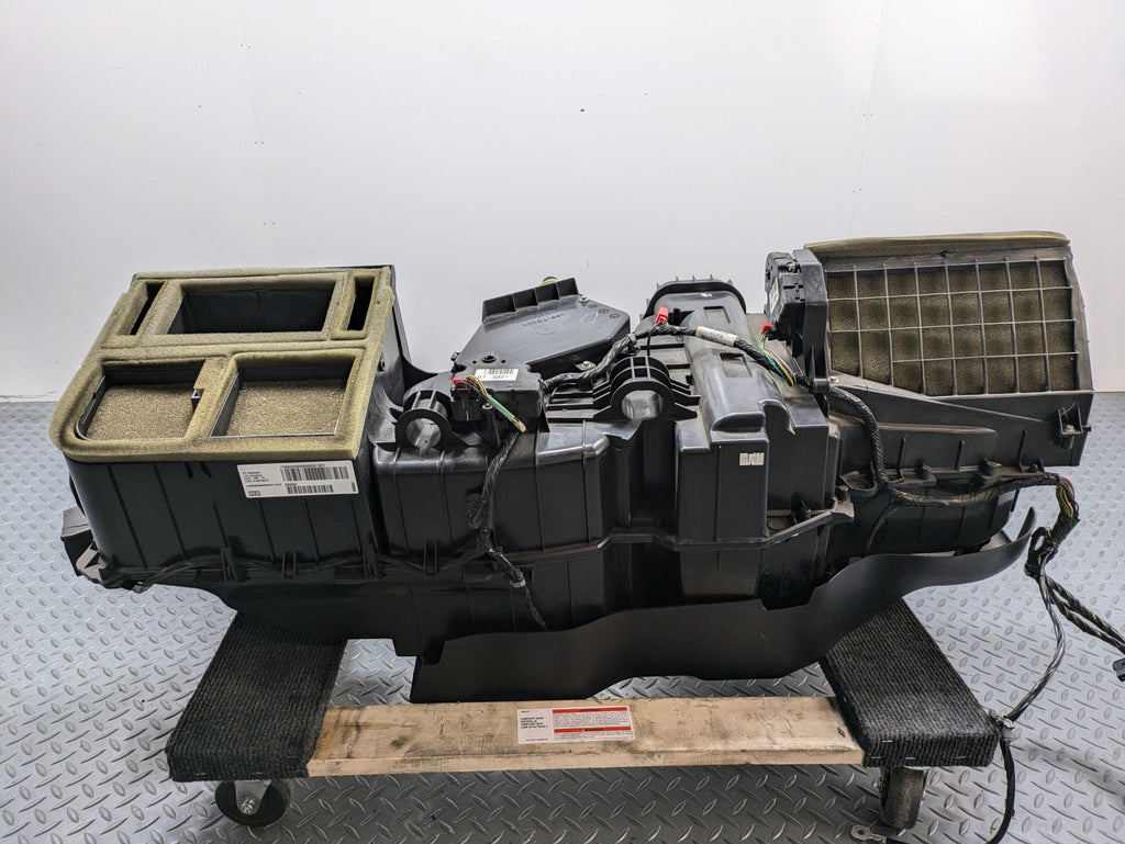 2010 - 2014 OEM CADILLAC ESCALADE ESV AC EVAPORATOR HEATER CORE ASSEMBLY