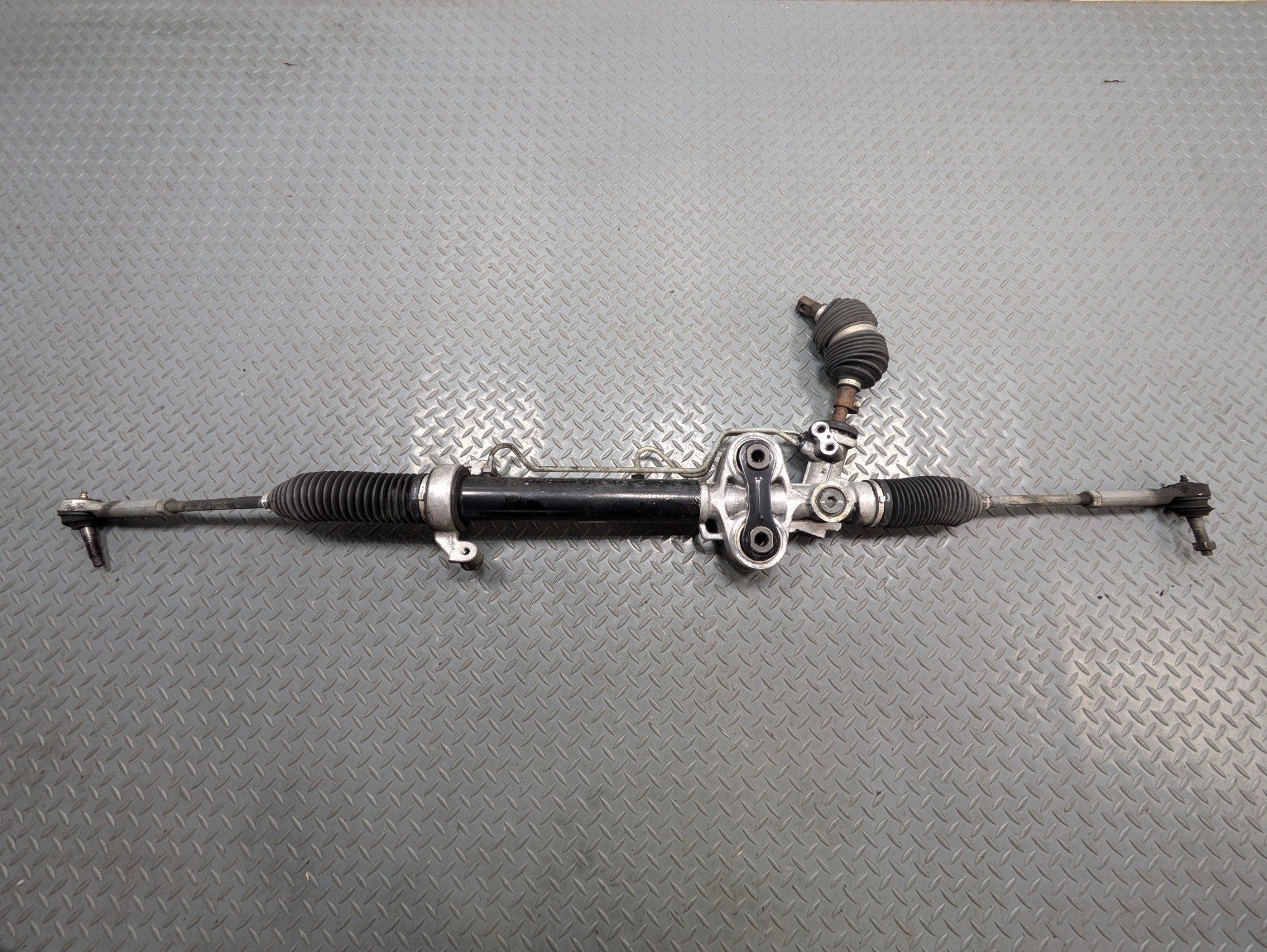 10 - 14 OEM CADILLAC ESCALADE ESV POWER STEERING GEAR RACK AND PINION ASSEMBLY