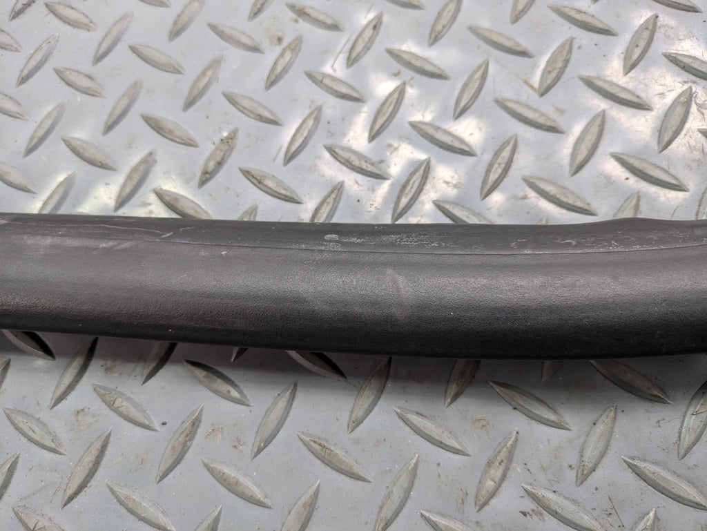 2010 - 2014 OEM CADILLAC ESCALADE ESV REAR LEFT SIDE WEATHER STRIPPING DOOR SEAL